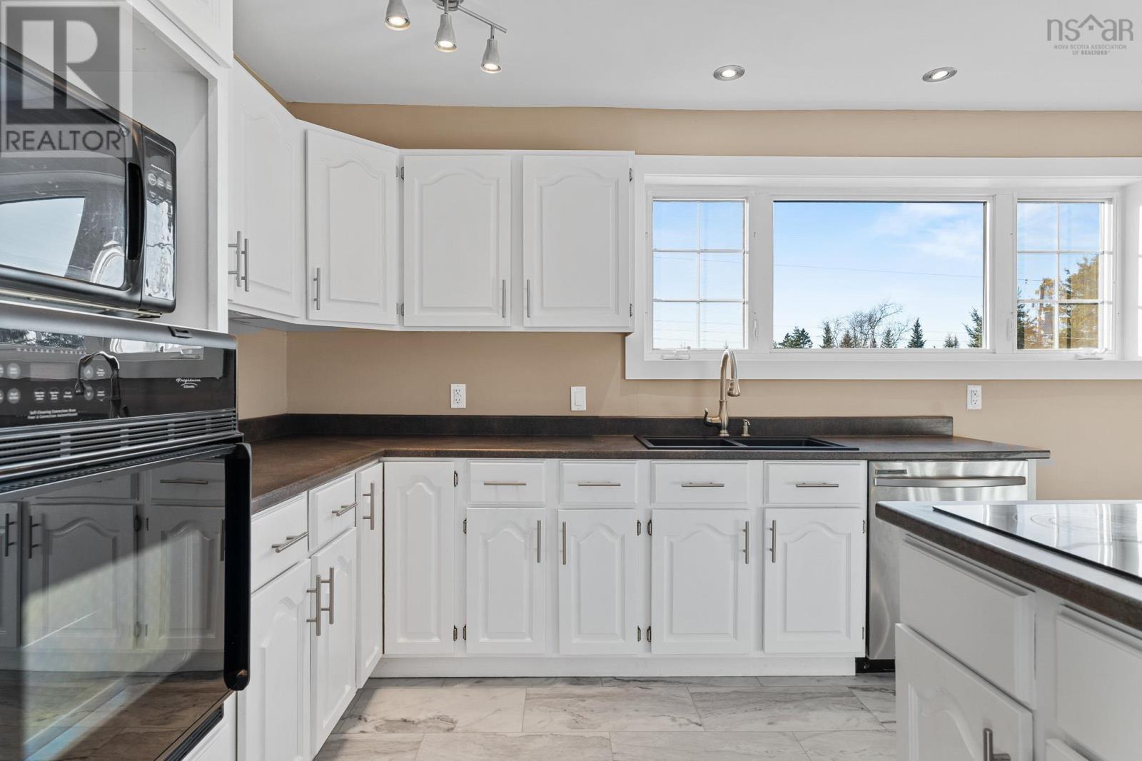 44 Lahey Drive, West Lawrencetown, Nova Scotia  B2Z 1R2 - Photo 16 - 202602318