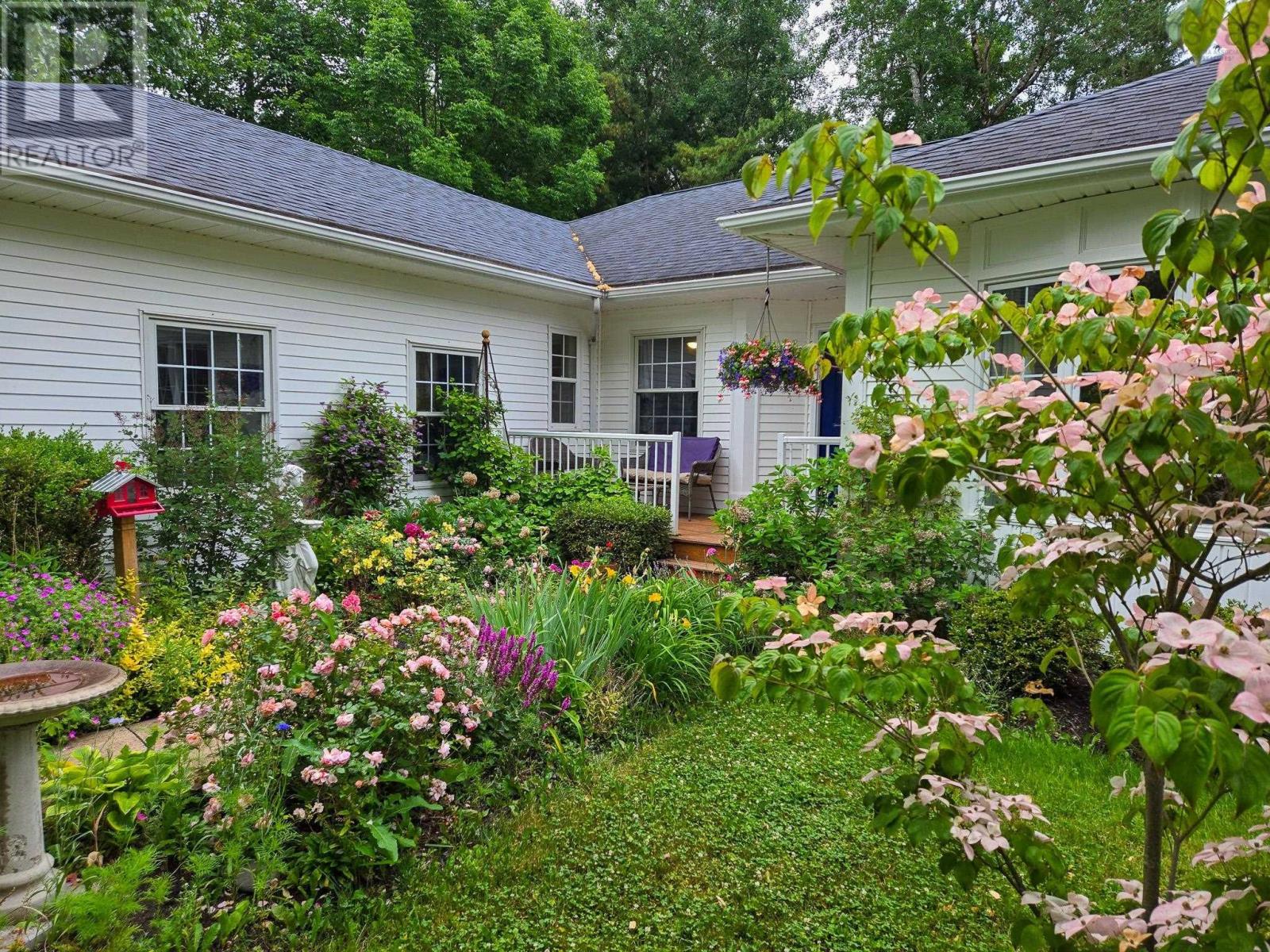 9 Dalhousie Avenue, Kentville, Nova Scotia  B4N 5E5 - Photo 3 - 202602324