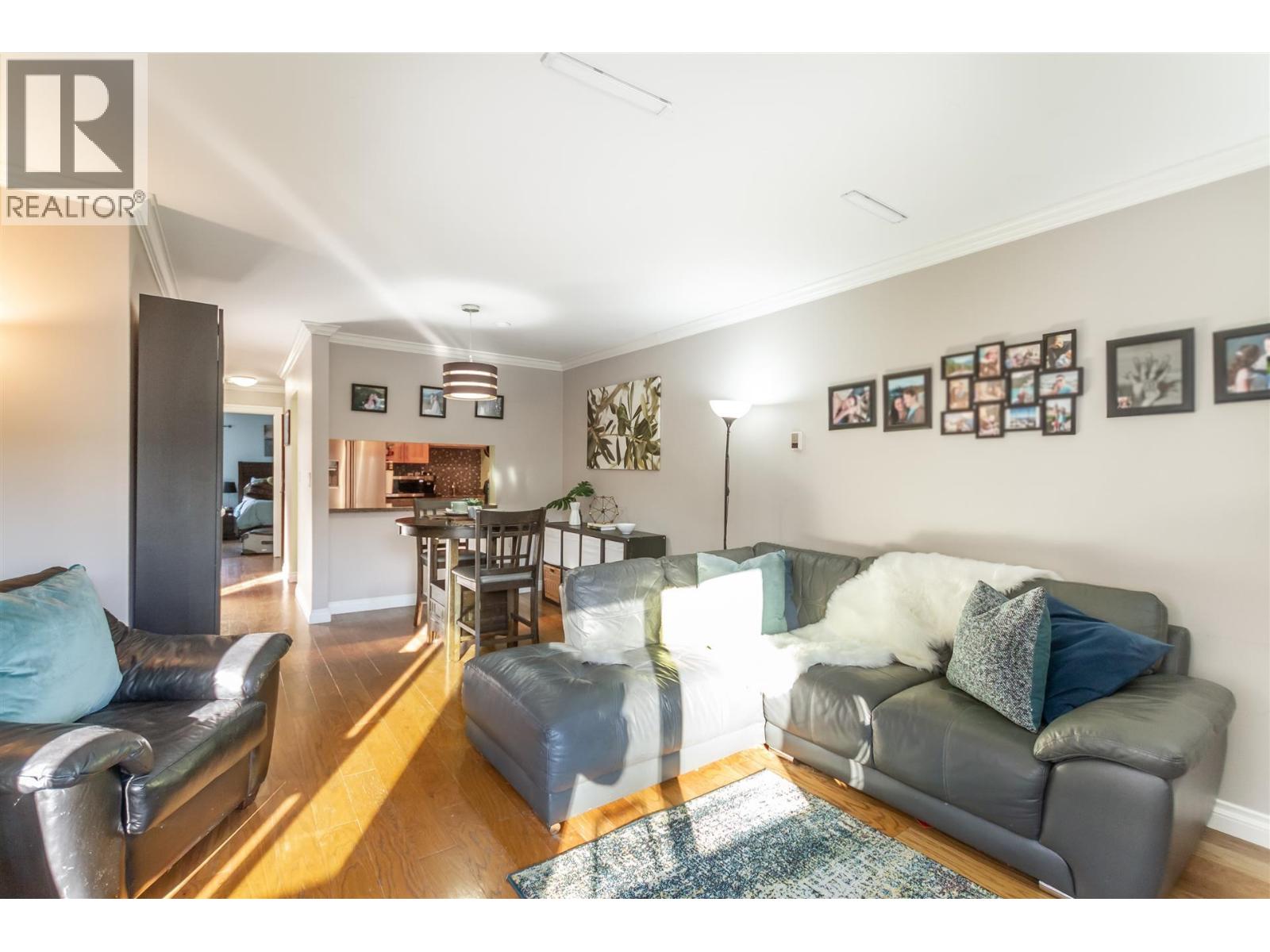 307 3275 Mountain Highway, North Vancouver, British Columbia  V7K 2H4 - Photo 4 - R3085878