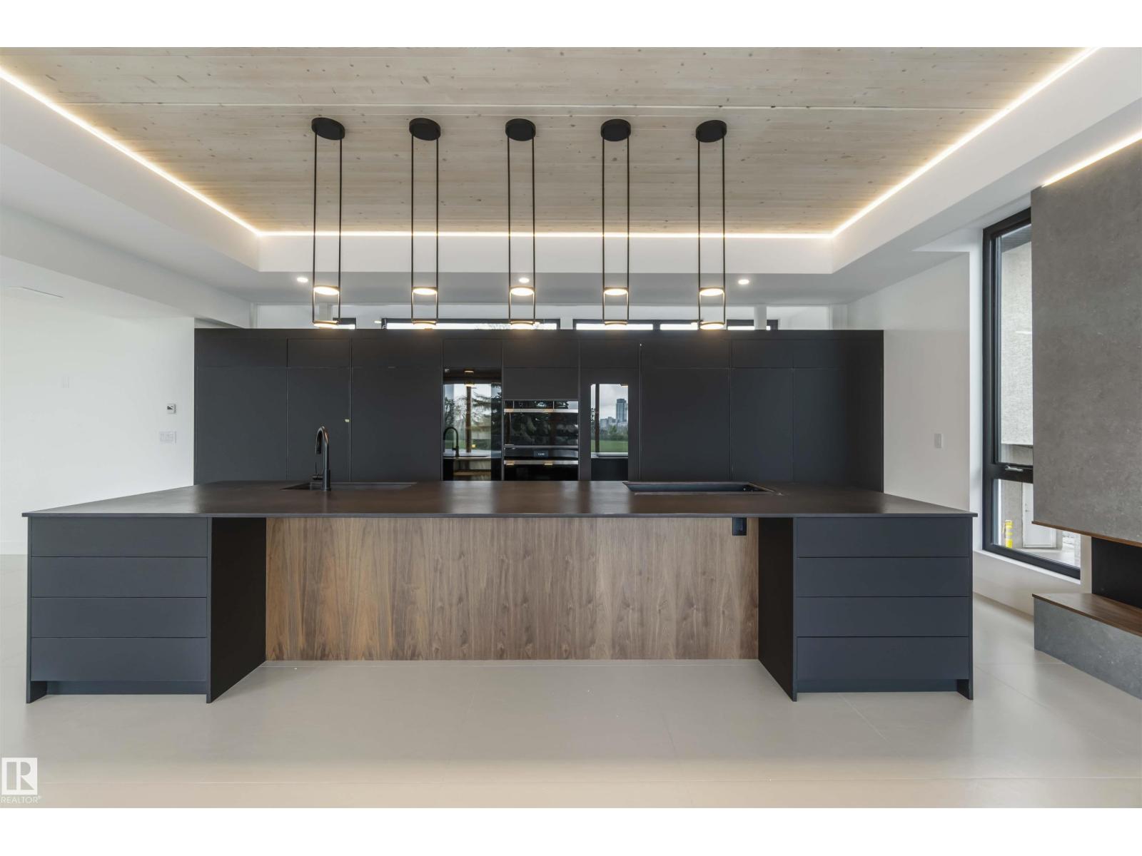 8915 Strathearn Dr Nw, Edmonton, Alberta  T6C 4C8 - Photo 27 - E4457194