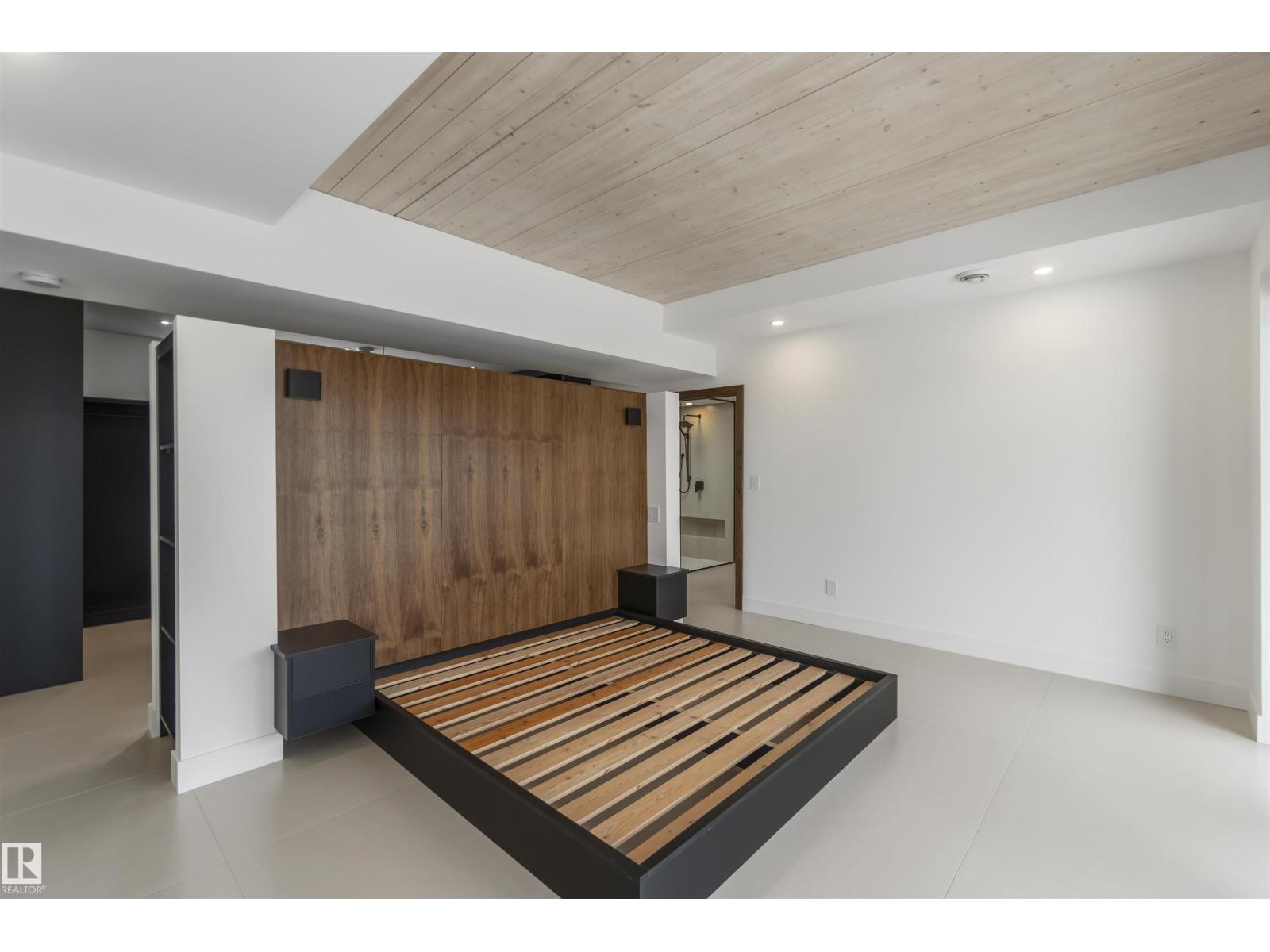 8915 Strathearn Dr Nw, Edmonton, Alberta  T6C 4C8 - Photo 38 - E4457194