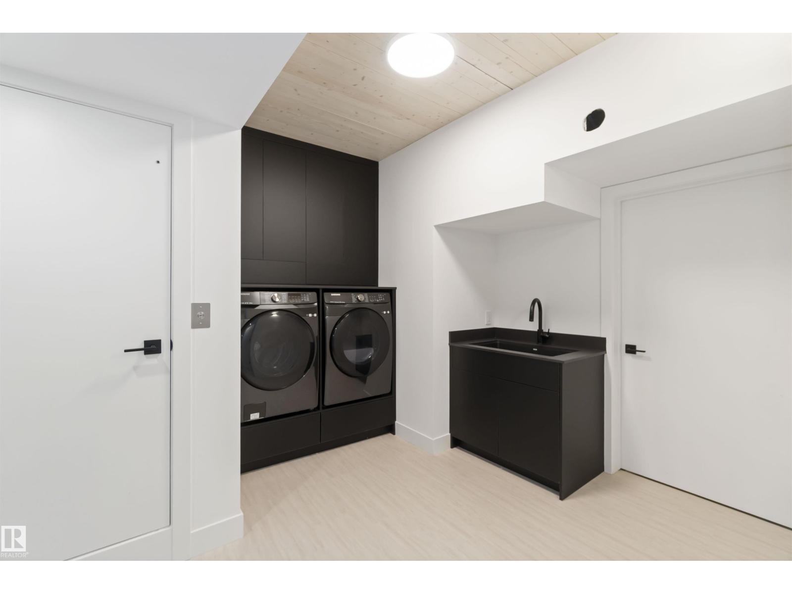 8915 Strathearn Dr Nw, Edmonton, Alberta  T6C 4C8 - Photo 58 - E4457194