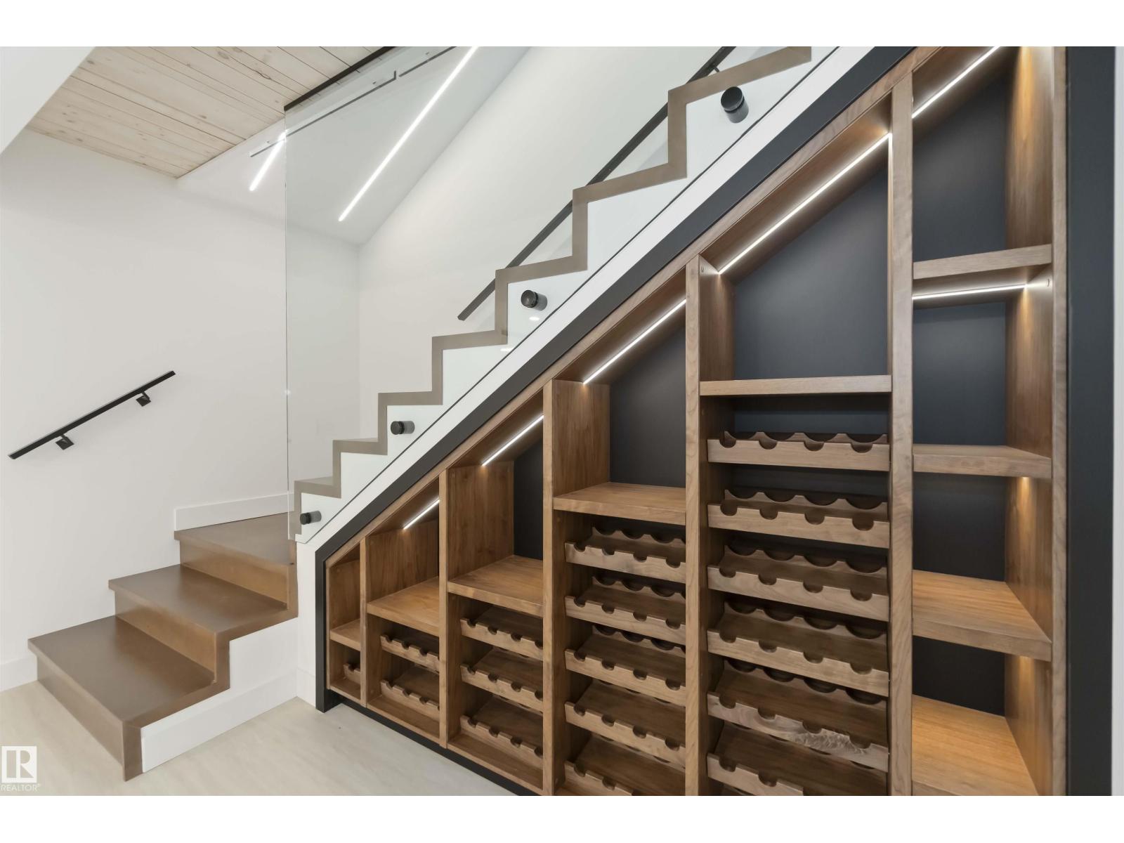 8915 Strathearn Dr Nw, Edmonton, Alberta  T6C 4C8 - Photo 50 - E4457194