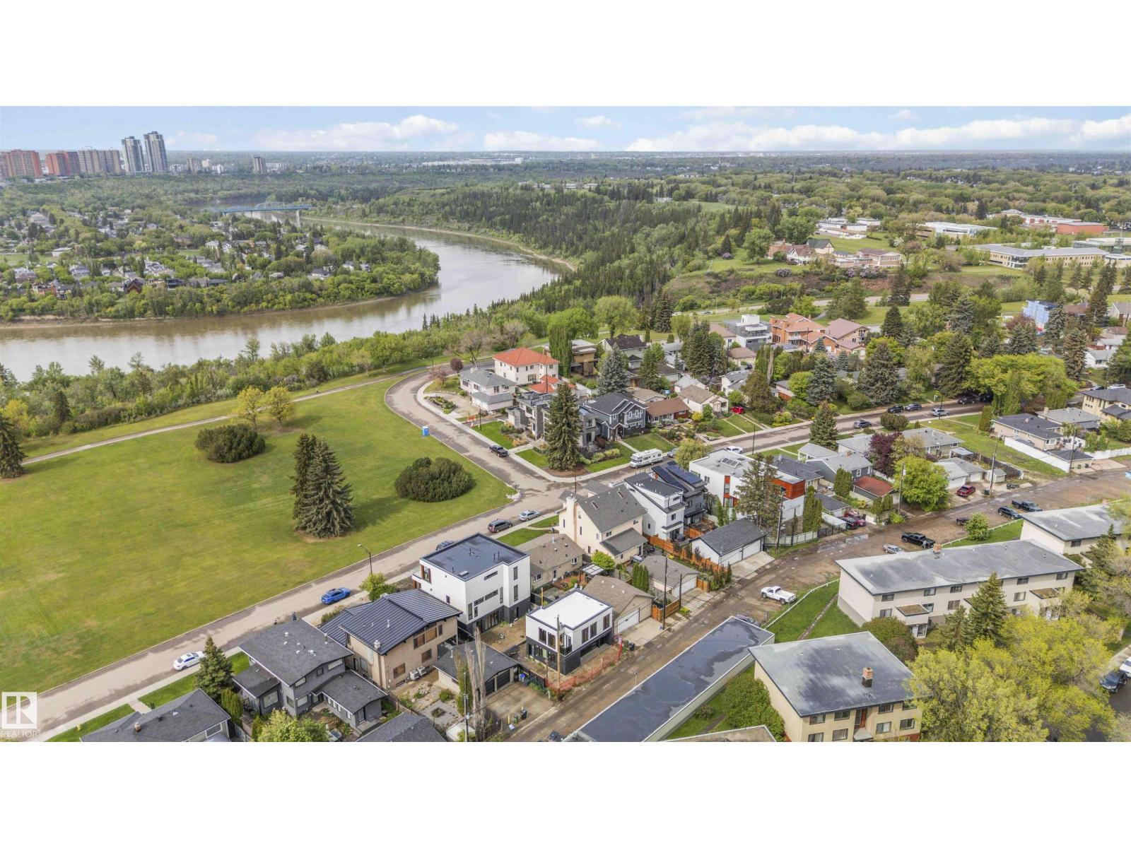 8915 Strathearn Dr Nw, Edmonton, Alberta  T6C 4C8 - Photo 68 - E4457194