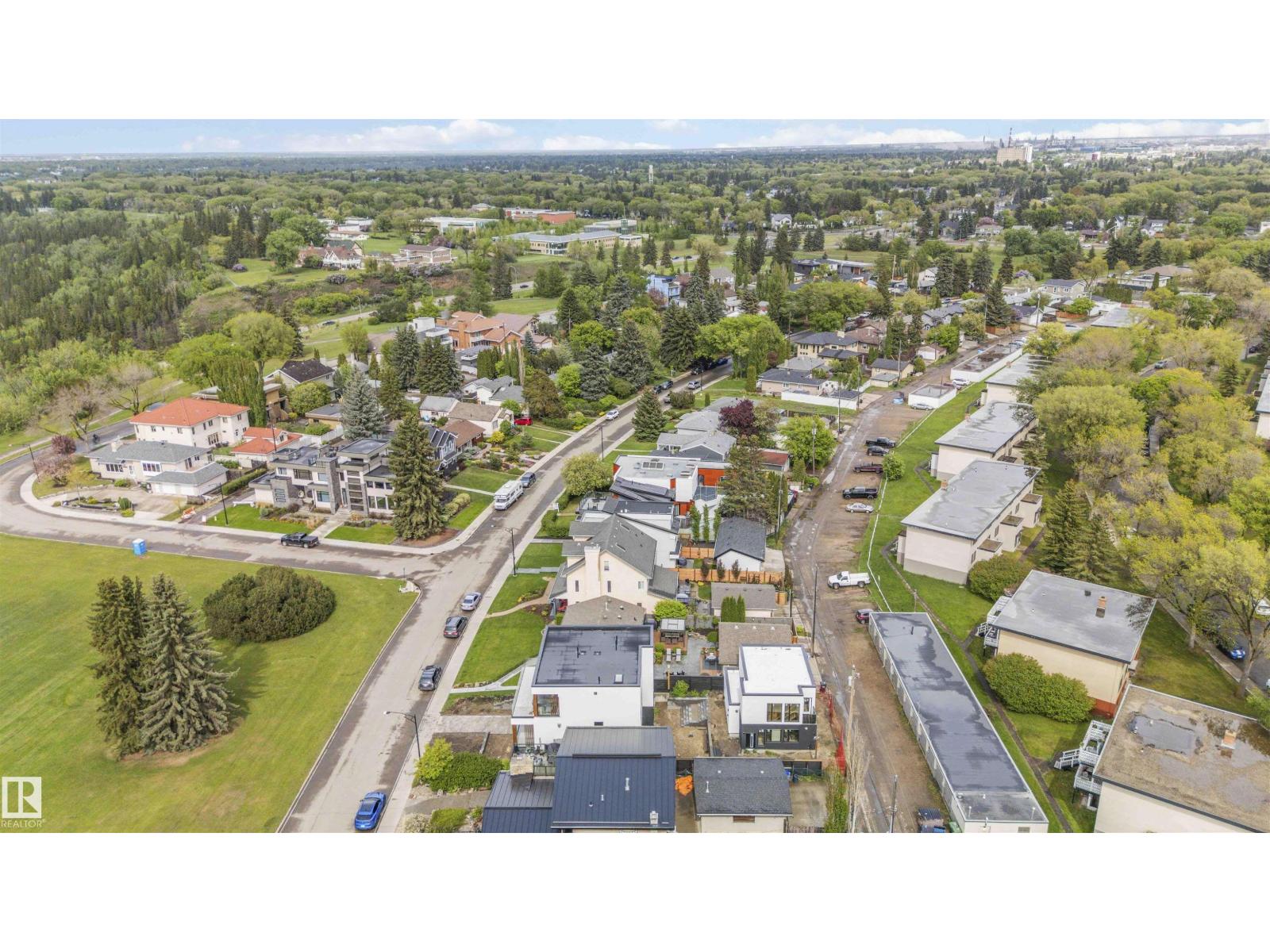 8915 Strathearn Dr Nw, Edmonton, Alberta  T6C 4C8 - Photo 67 - E4457194