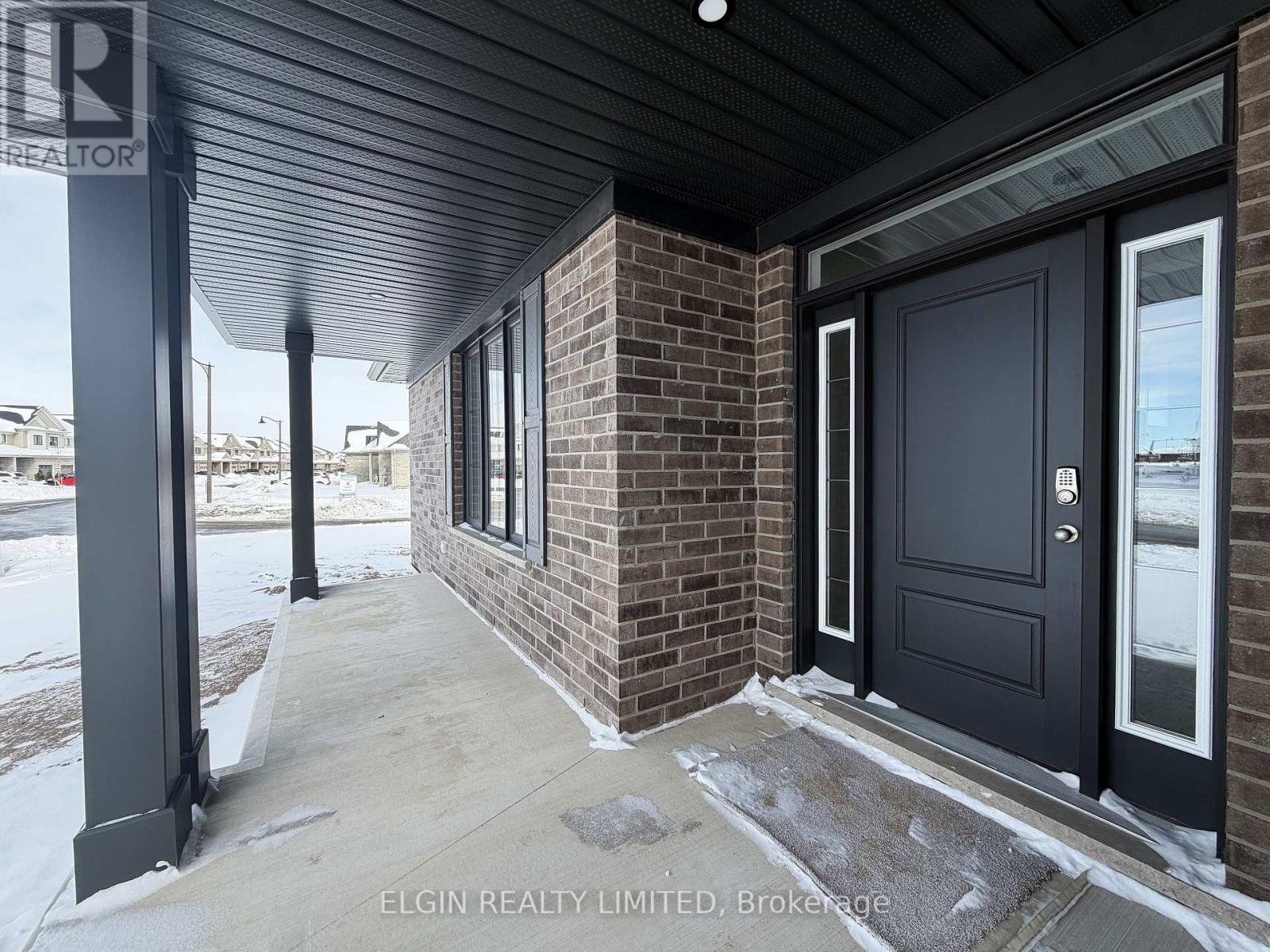 253 Renaissance Drive, St. Thomas, Ontario  N5R 0P9 - Photo 3 - X12766914