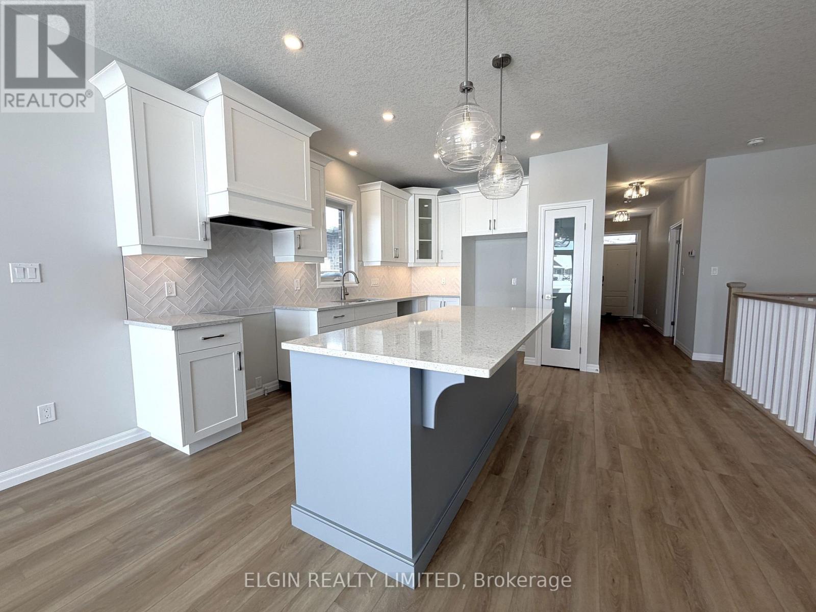 254 Renaissance Drive, St. Thomas, Ontario  N5R 0P9 - Photo 12 - X12766928