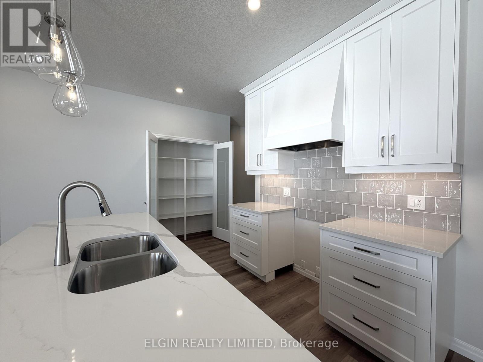 256 Renaissance Drive, St. Thomas, Ontario  N5R 0P9 - Photo 14 - X12767004