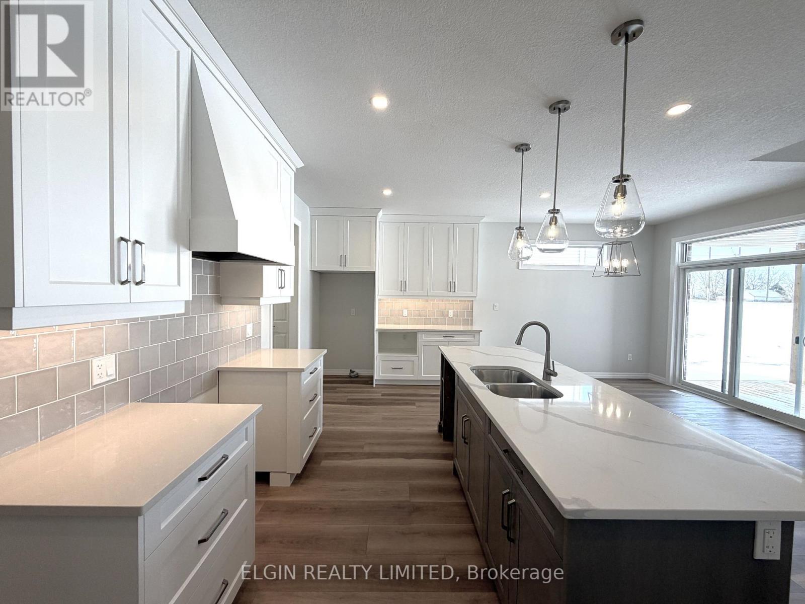 256 Renaissance Drive, St. Thomas, Ontario  N5R 0P9 - Photo 9 - X12767004