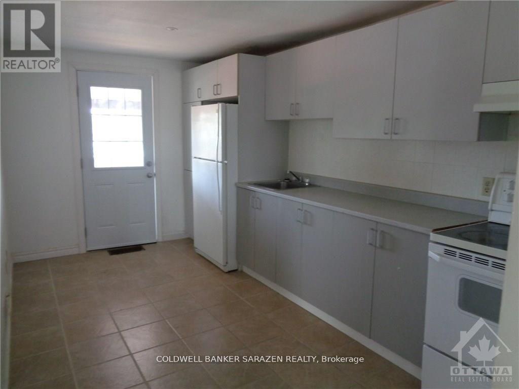 912a St Laurent Boulevard S, Ottawa, Ontario  K1K 3B3 - Photo 2 - X12766994