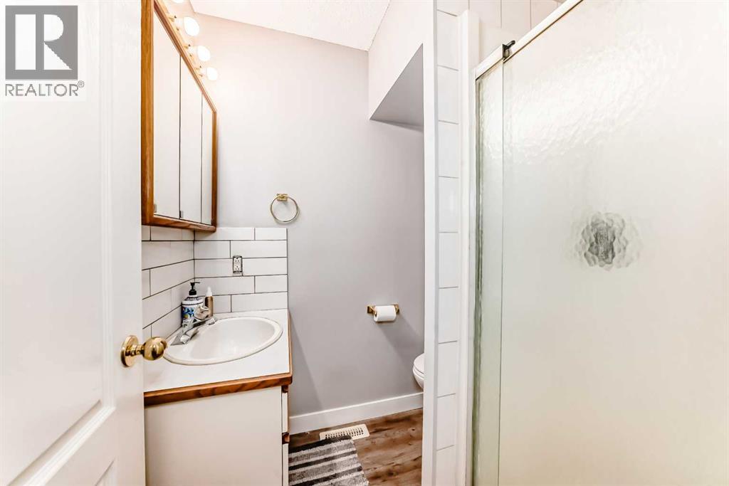 15 23 Avenueclose, Bowden, Alberta  T0M 0K0 - Photo 32 - A2284442