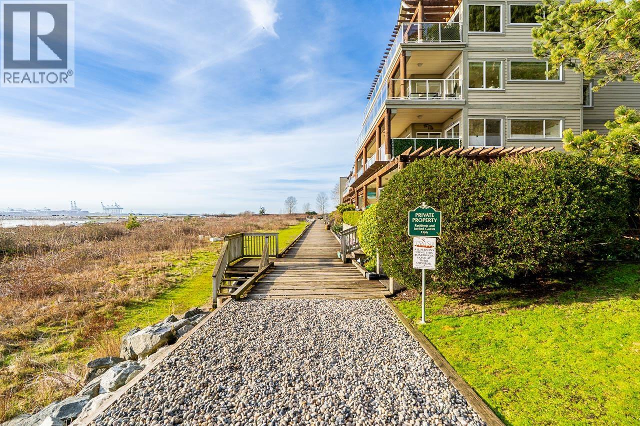 219 1120 Tsatsu Shores Drive, Delta, British Columbia  V4M 4G3 - Photo 24 - R3087399