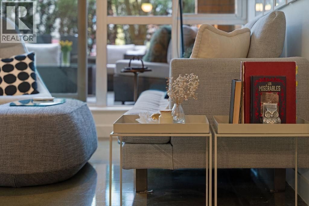 213 221 Union Street, Vancouver, British Columbia  V6A 0B4 - Photo 4 - R3087435