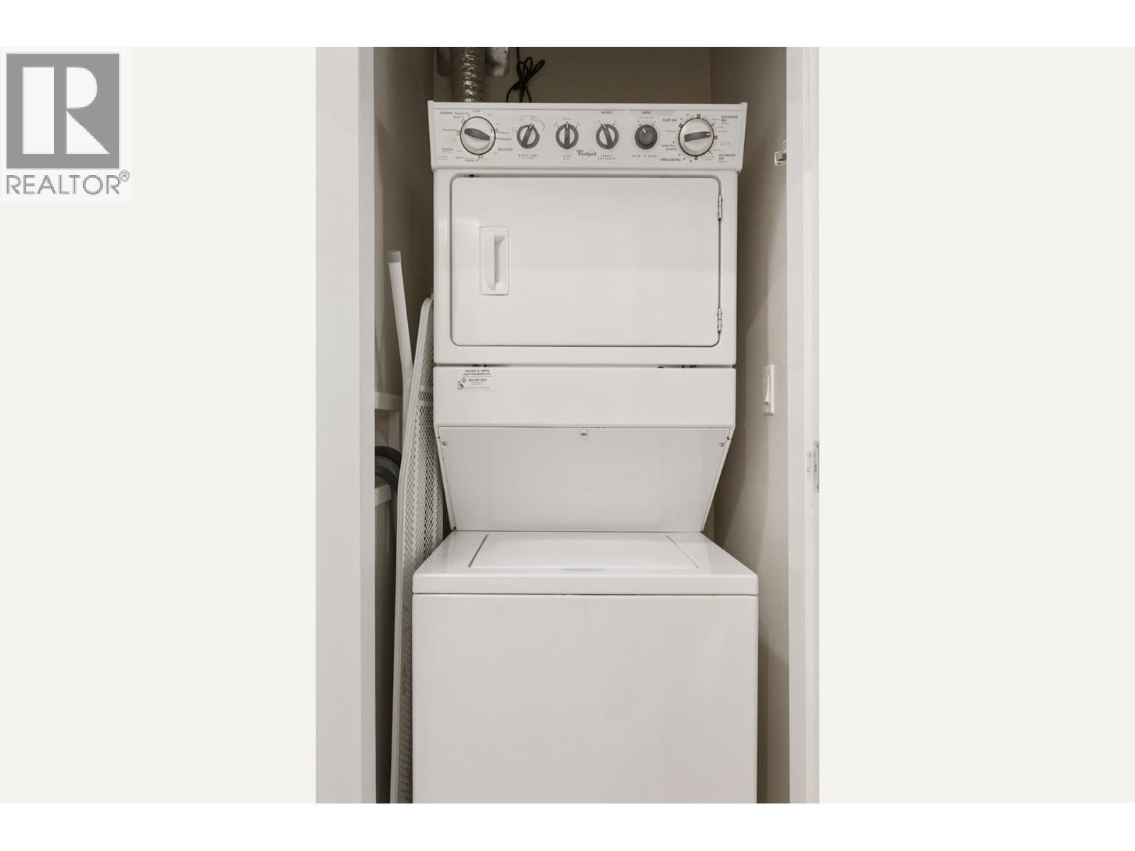 406 3606 Aldrecrest Drive, North Vancouver, British Columbia  V7G 0A3 - Photo 27 - R3087441