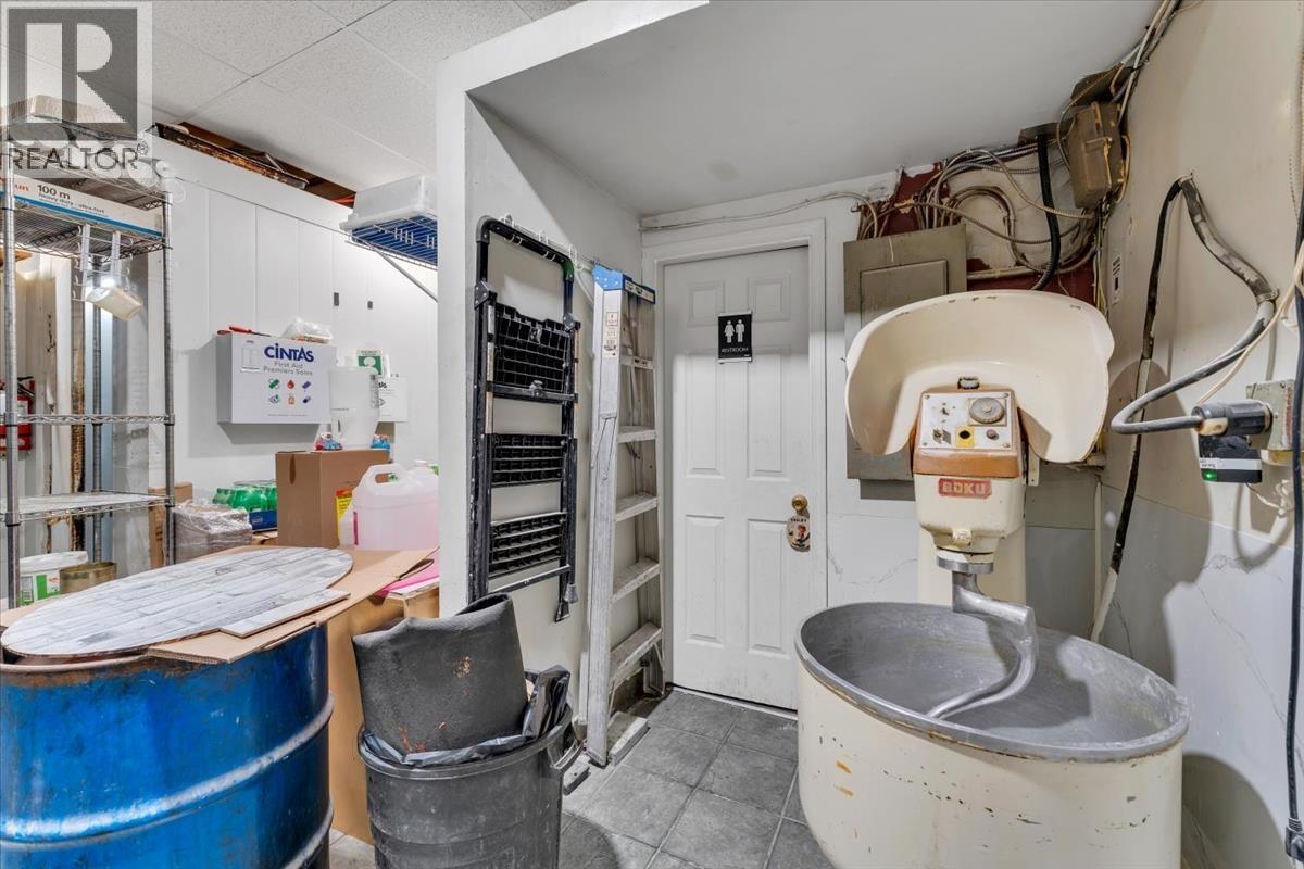 6942 Victoria Drive, Vancouver, British Columbia  V5P 1Y5 - Photo 8 - C8075853