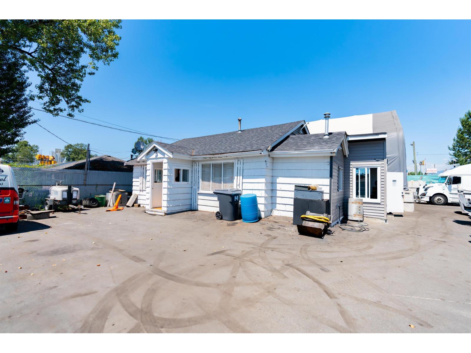 12299 112a Avenue, Surrey, British Columbia  V3V 3K9 - Photo 5 - C8075954