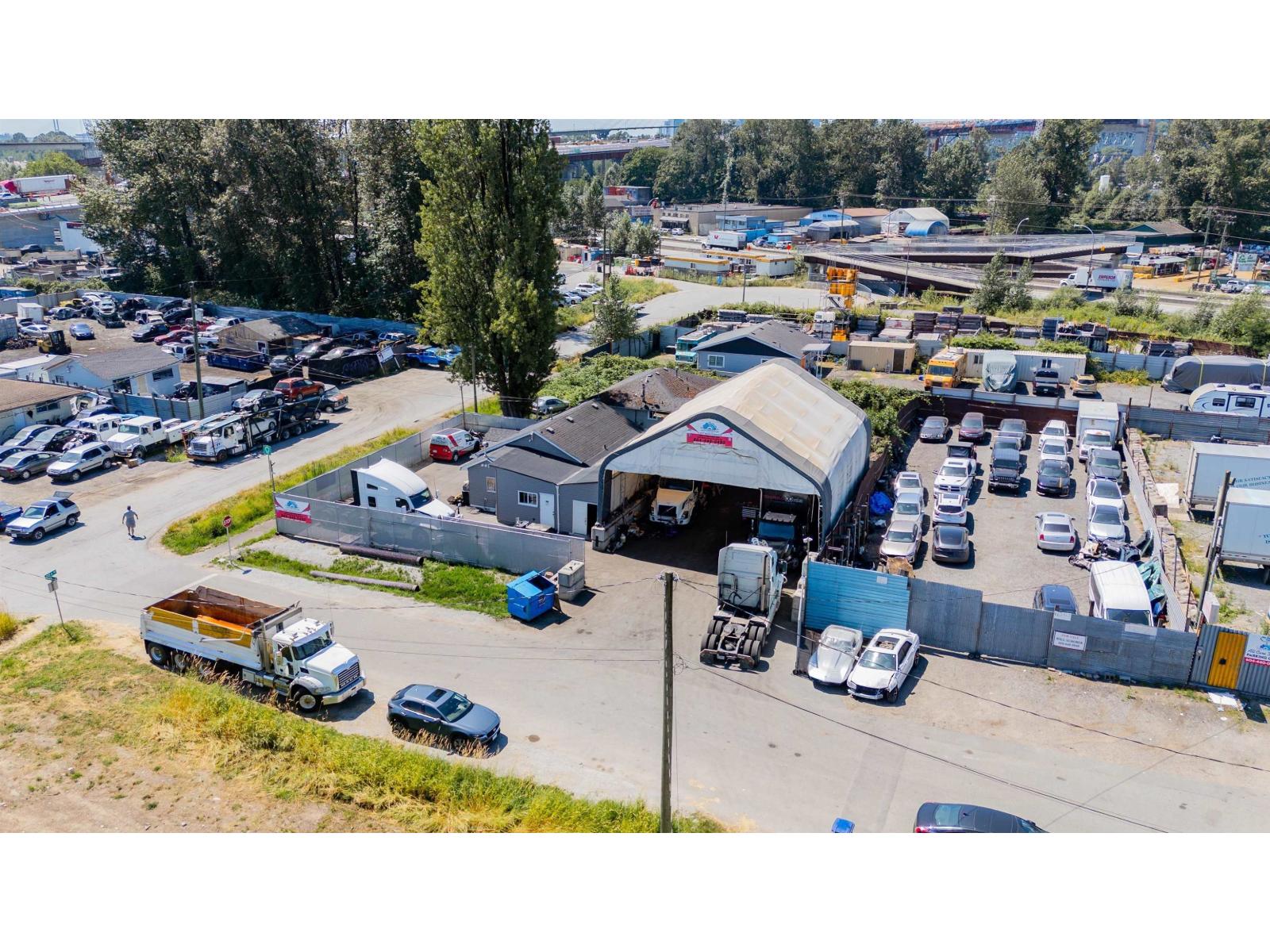 12299 112a Avenue, Surrey, British Columbia  V3V 3K9 - Photo 1 - C8075954