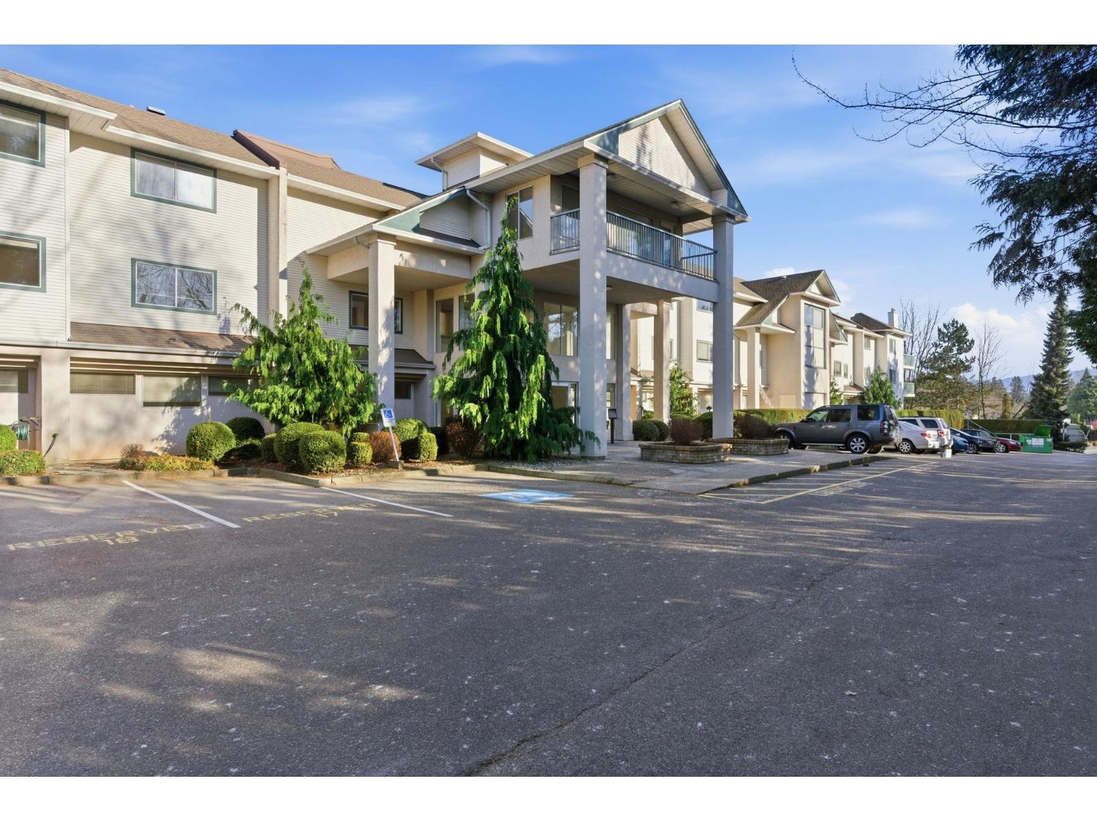 316 1755 Salton Road, Abbotsford, British Columbia  V2S 7C5 - Photo 2 - R3087443