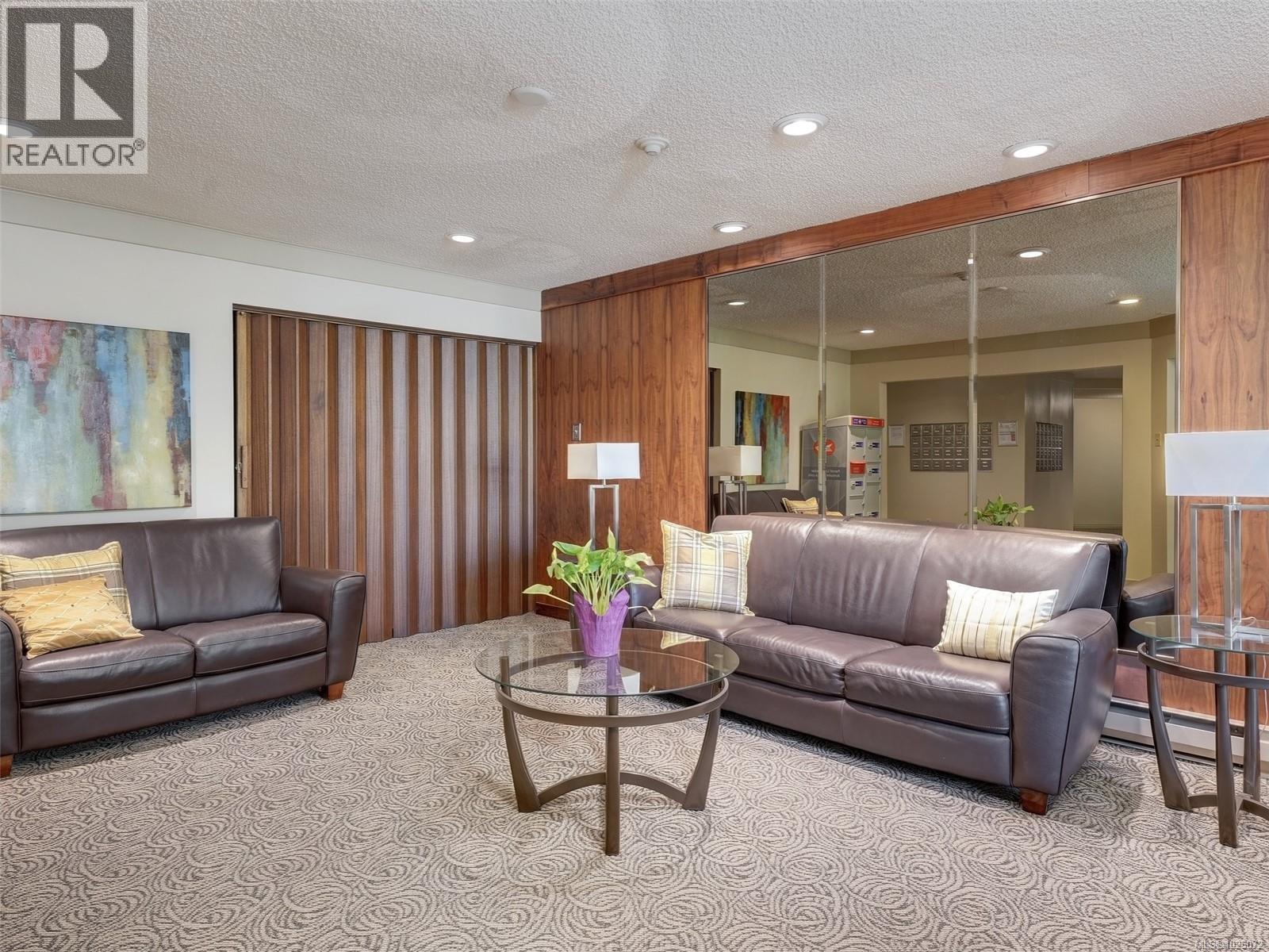 306 1149 Rockland Ave, Victoria, British Columbia  V8V 4T5 - Photo 27 - 1025072