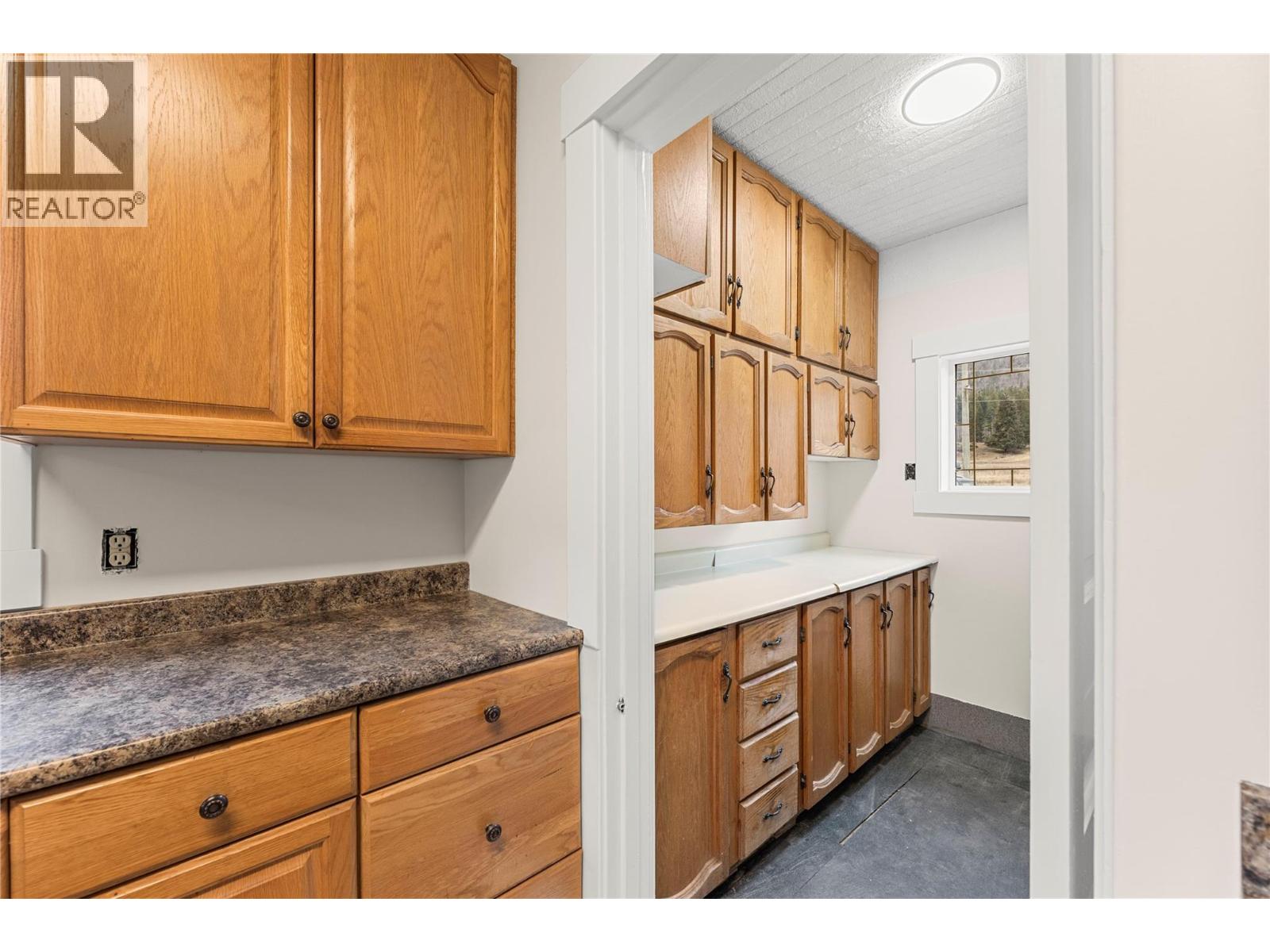 3135 Edes Road, Salmon Arm, British Columbia  V1E 3E9 - Photo 10 - 10375058