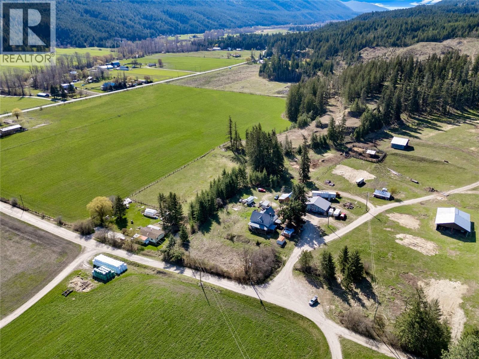 3135 Edes Road, Salmon Arm, British Columbia  V1E 3E9 - Photo 56 - 10375058