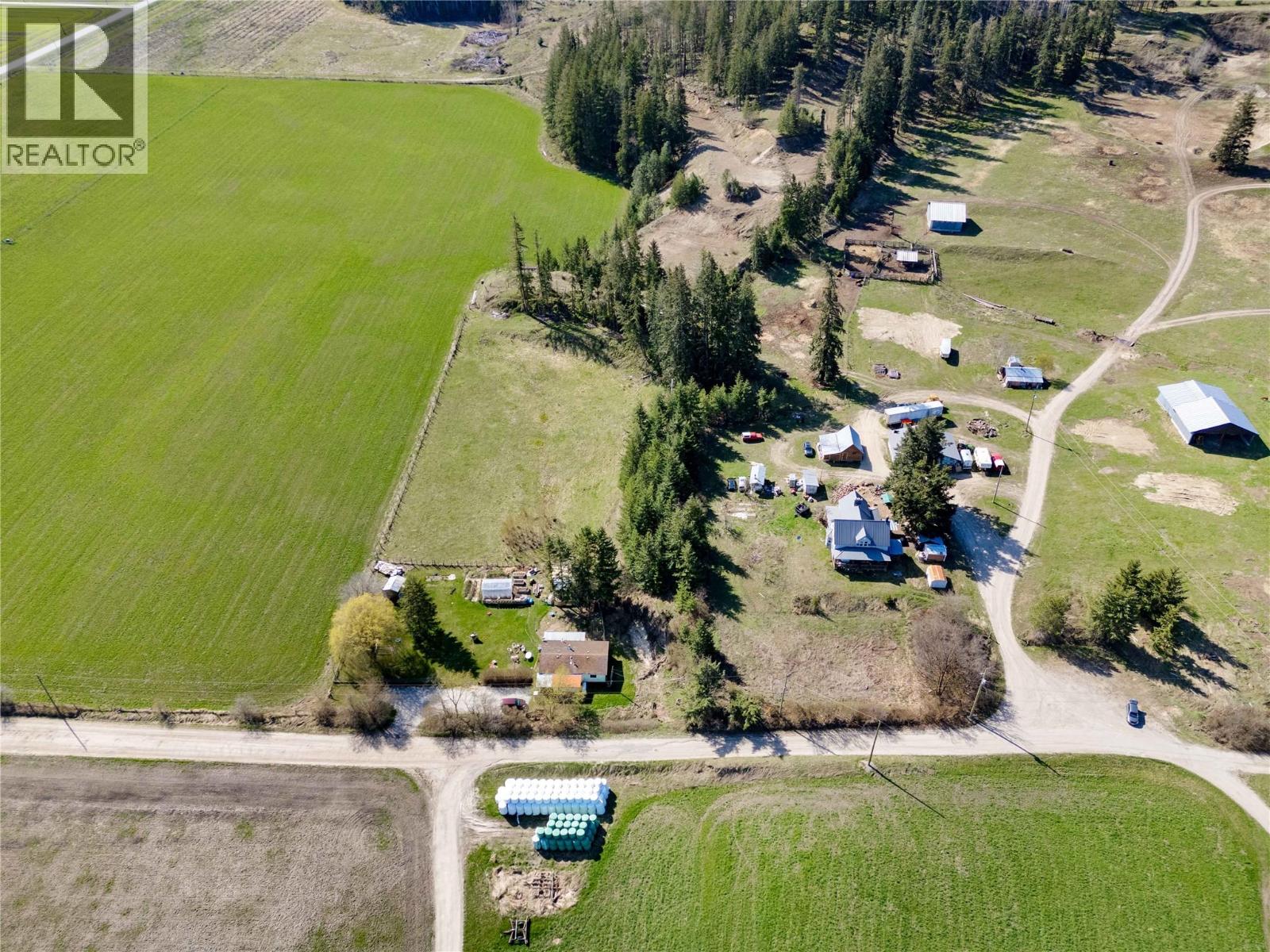 3135 Edes Road, Salmon Arm, British Columbia  V1E 3E9 - Photo 54 - 10375058