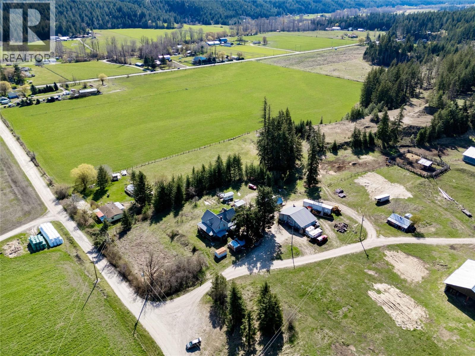 3135 Edes Road, Salmon Arm, British Columbia  V1E 3E9 - Photo 70 - 10375058