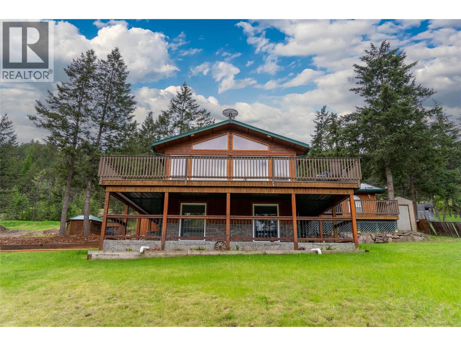 8796 Colony Road, Wardner, British Columbia  V0B 2J0 - Photo 1 - 10375208