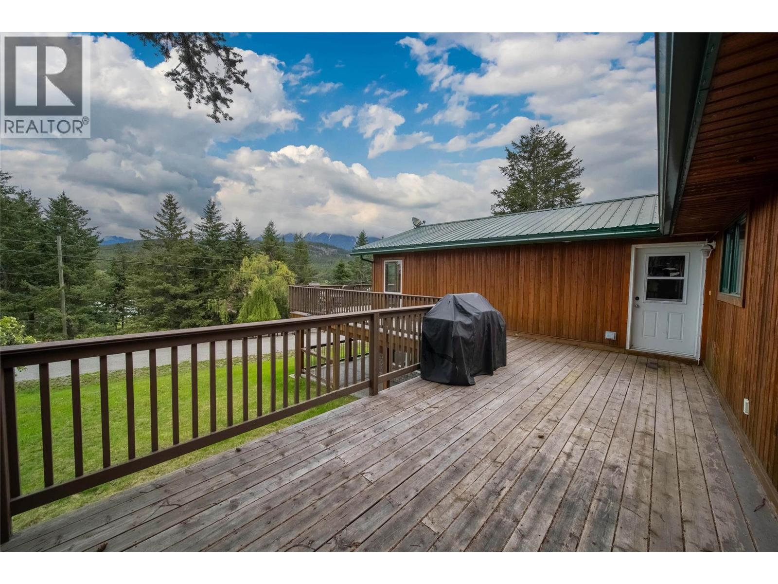 8796 Colony Road, Wardner, British Columbia  V0B 2J0 - Photo 45 - 10375208