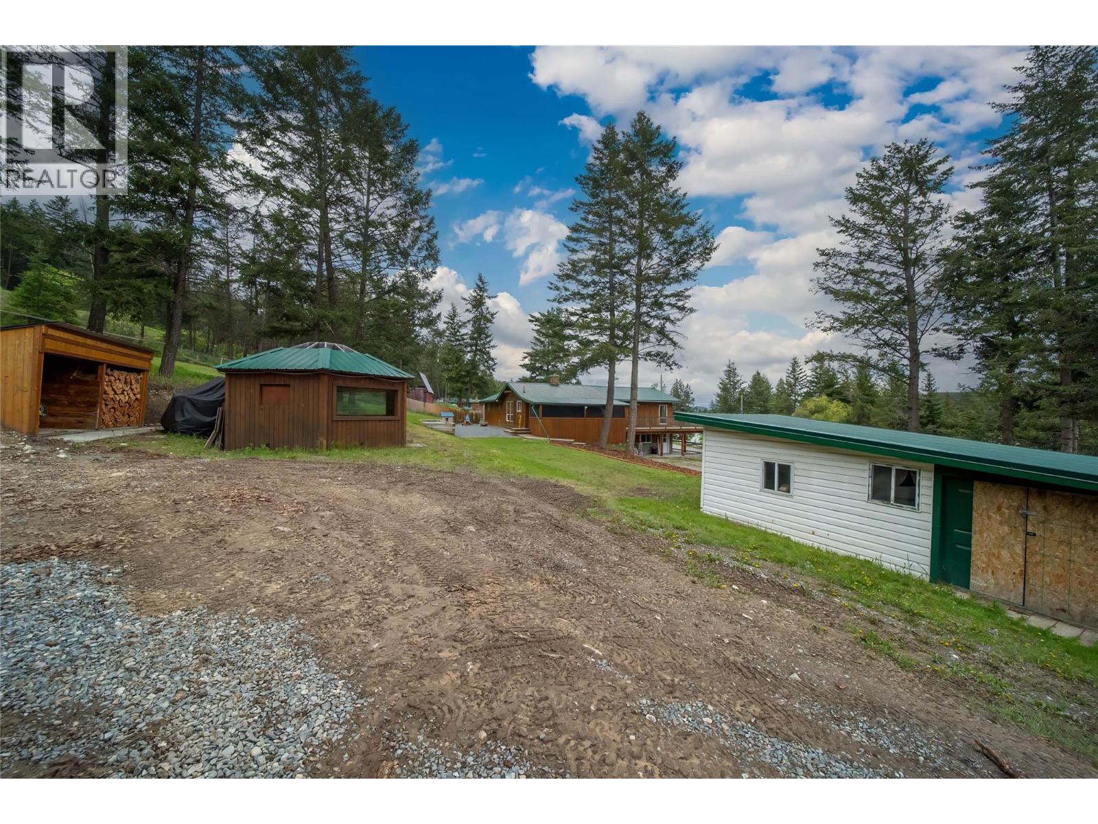 8796 Colony Road, Wardner, British Columbia  V0B 2J0 - Photo 63 - 10375208