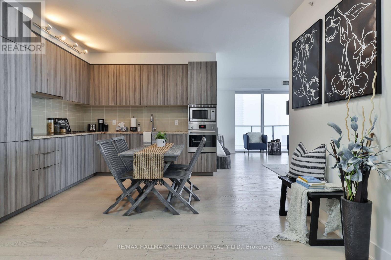 3703 - 955 Bay Street, Toronto, Ontario  M5S 0C6 - Photo 4 - C12766920