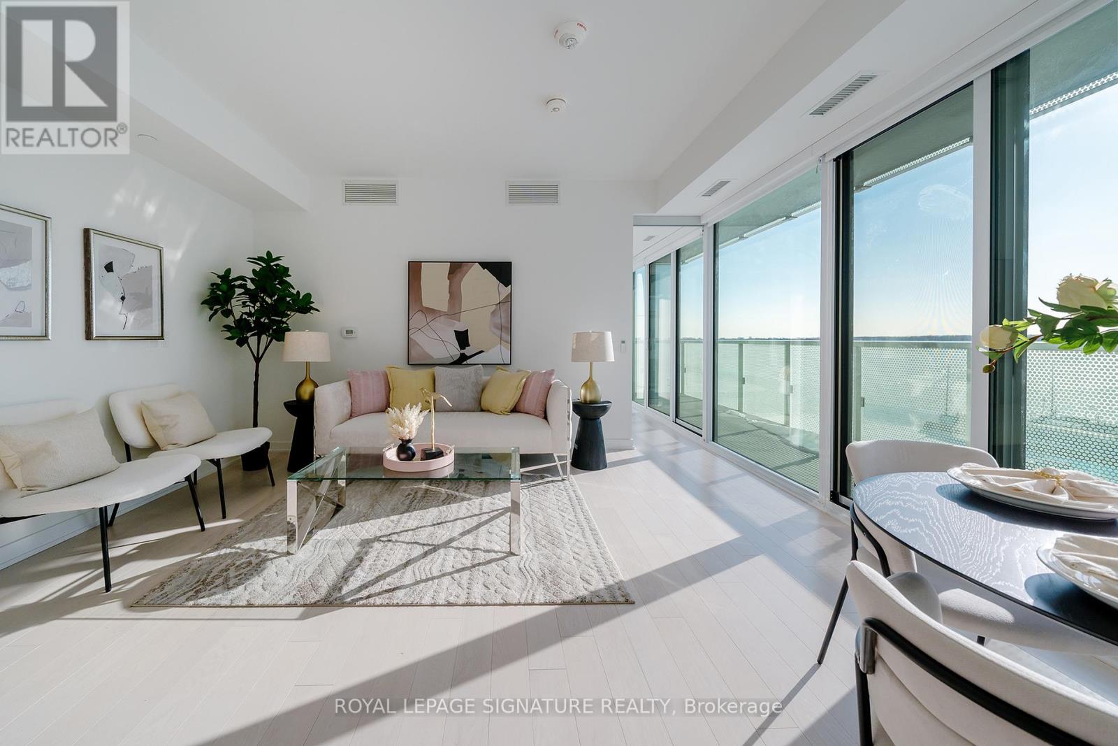 711 - 15 QUEENS QUAY E, Toronto, Ontario