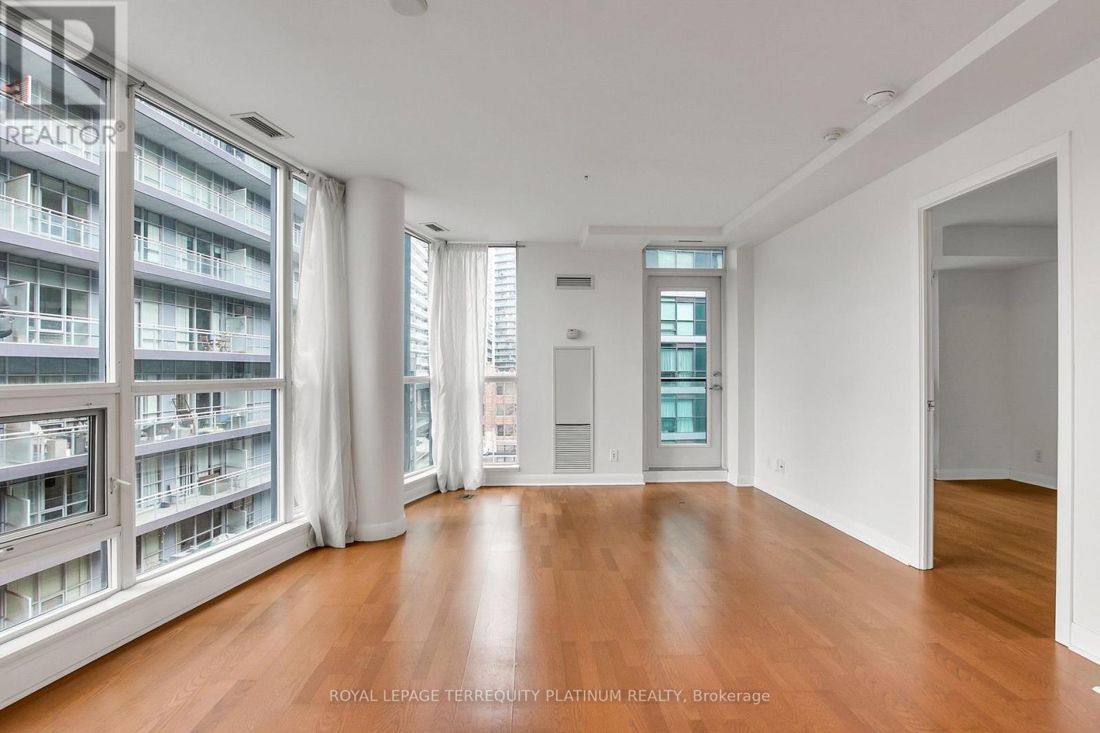 727 - 600 Fleet Street, Toronto, Ontario  M5V 1B7 - Photo 7 - C12766992