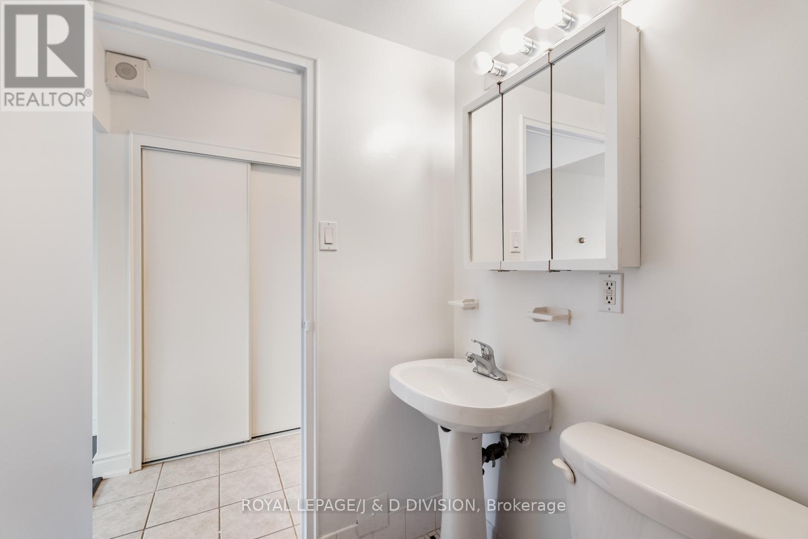 34 - 494 Avenue Road, Toronto, Ontario  M4V 2J5 - Photo 14 - C12767002