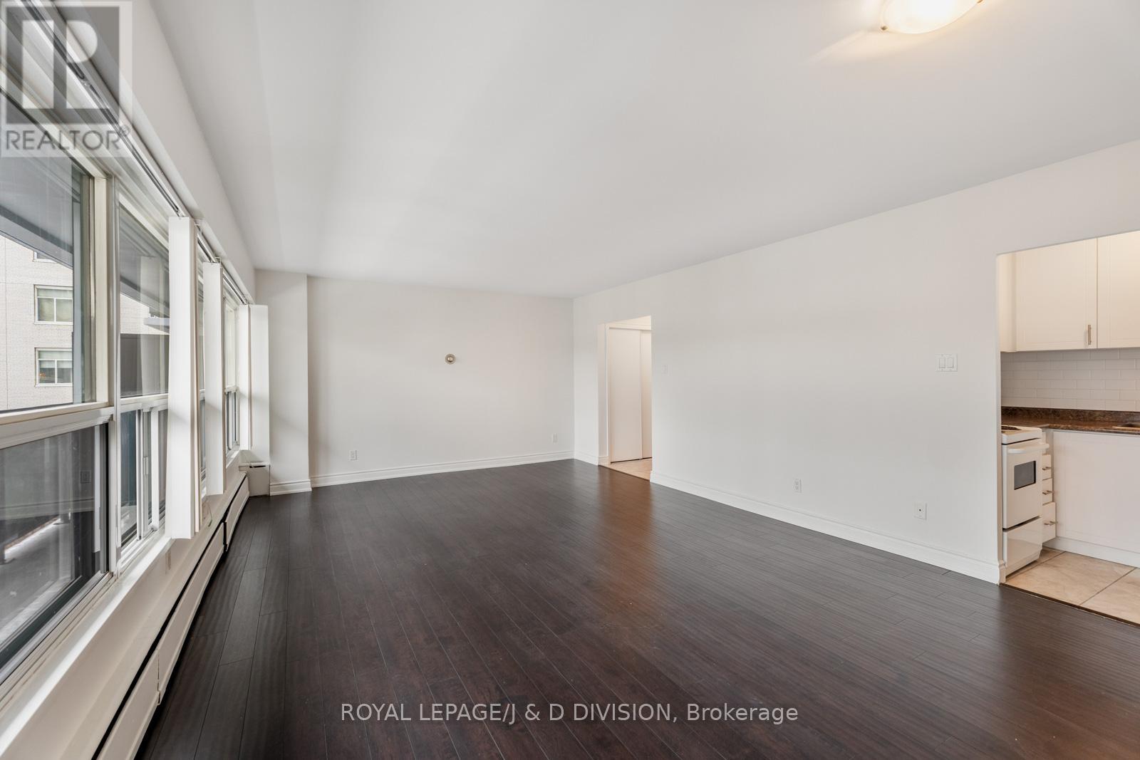 34 - 494 Avenue Road, Toronto, Ontario  M4V 2J5 - Photo 4 - C12767002