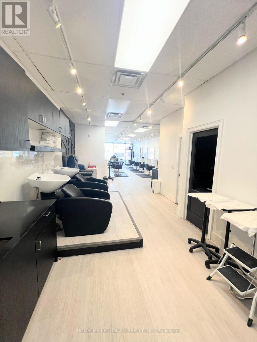 24 - 90 Winges Road N, Vaughan, Ontario  L4L 6A9 - Photo 13 - N12766918