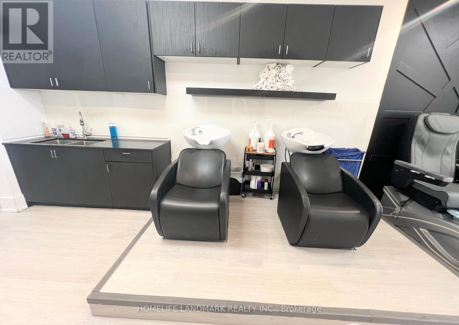 24 - 90 Winges Road N, Vaughan, Ontario  L4L 6A9 - Photo 14 - N12766918