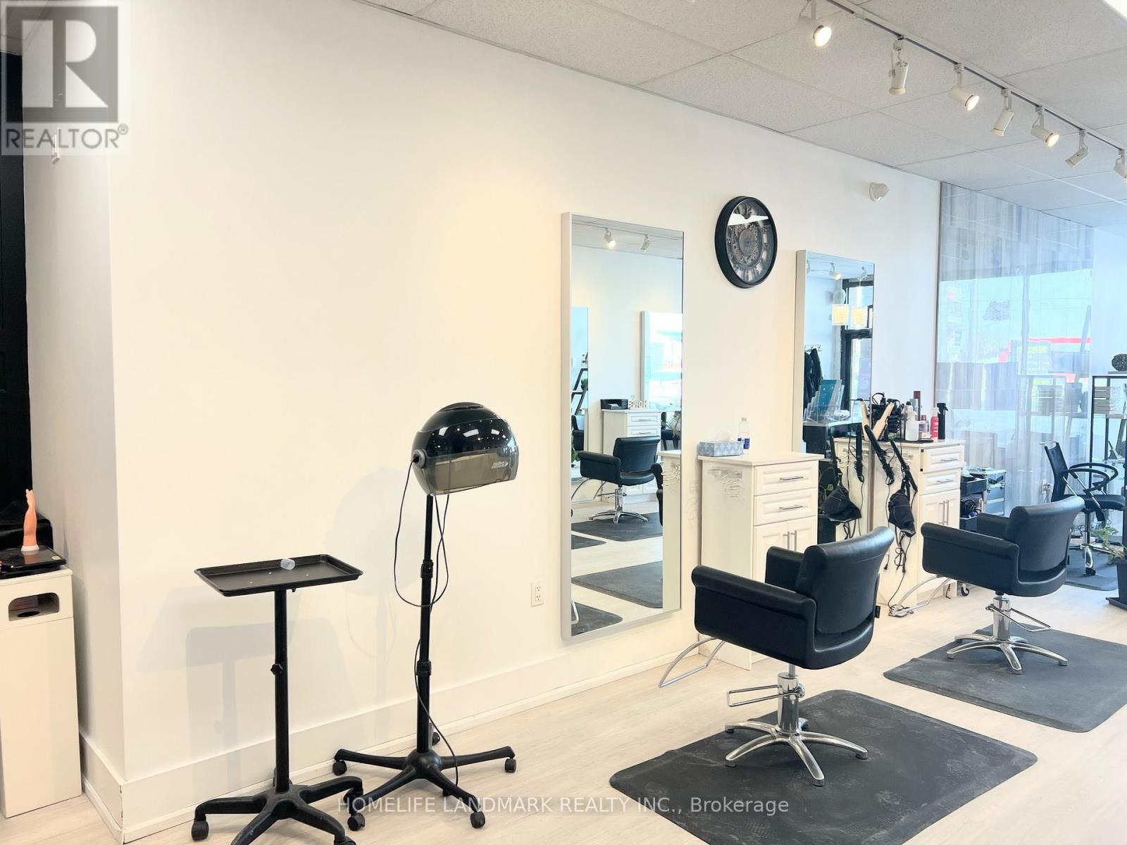 24 - 90 Winges Road N, Vaughan, Ontario  L4L 6A9 - Photo 4 - N12766918