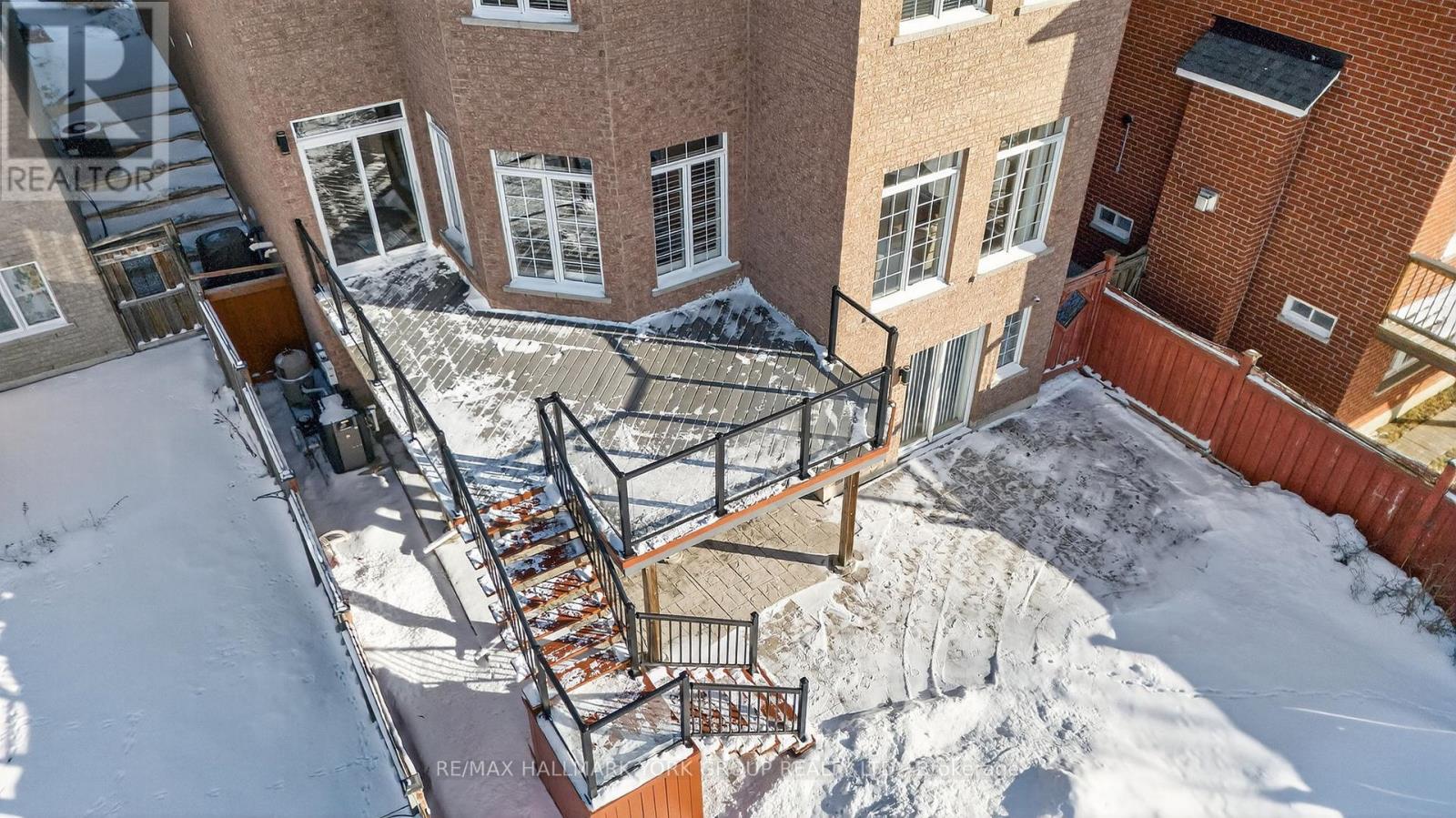 99 Barberry Crescent, Richmond Hill, Ontario  L4E 4S5 - Photo 45 - N12766956