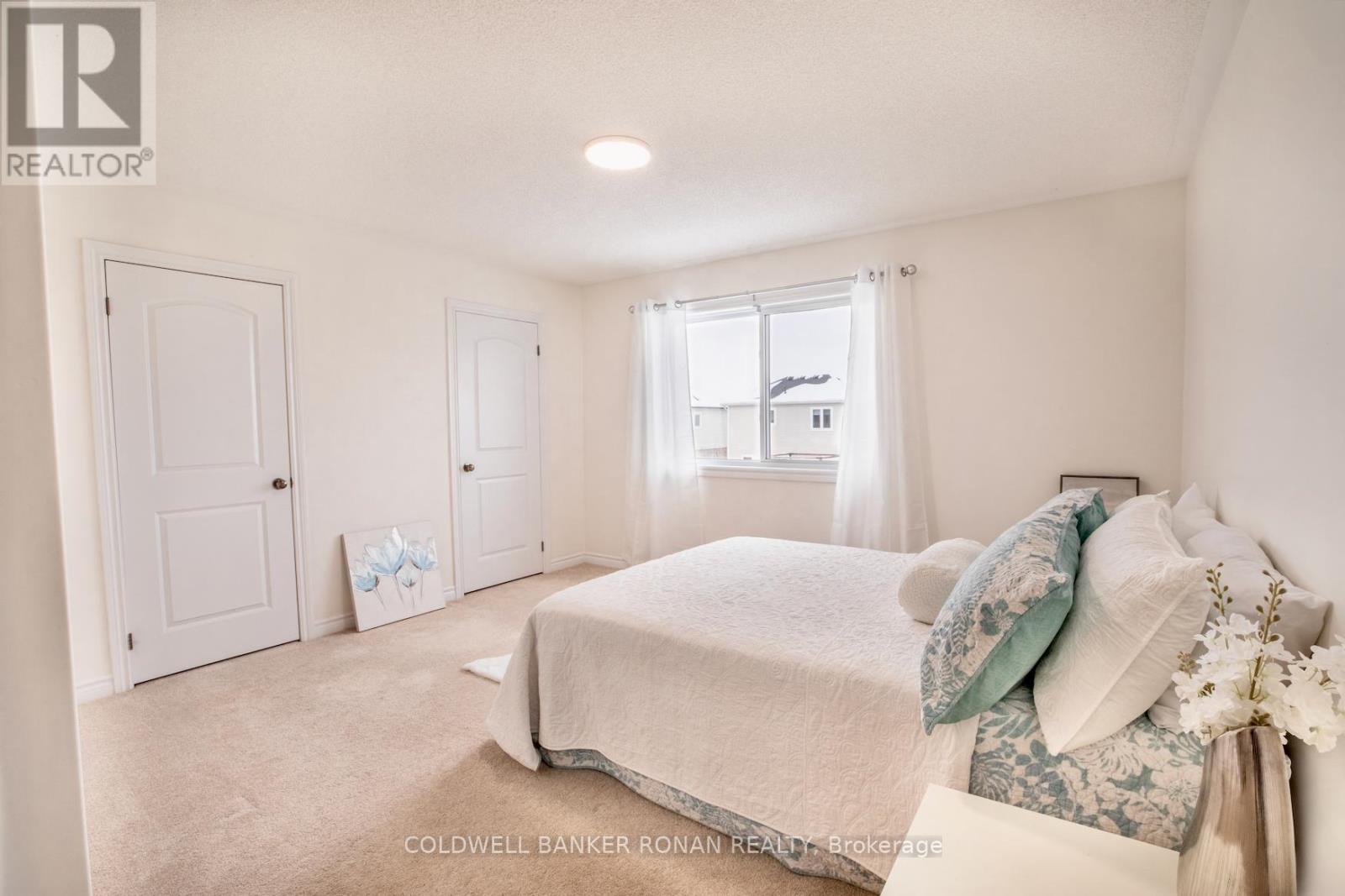 115 Banting Crescent, Essa, Ontario  L0M 1B6 - Photo 15 - N12766972