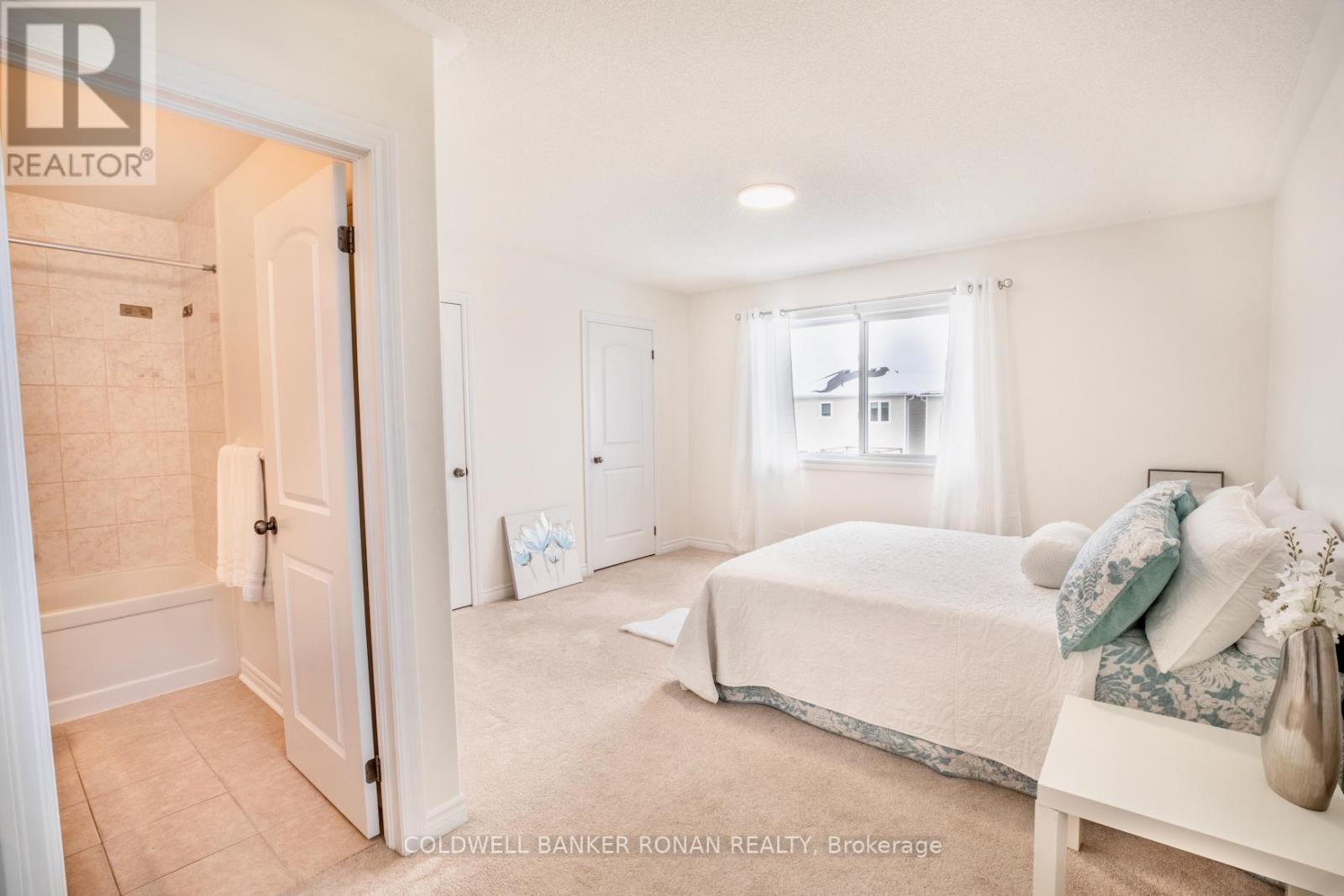 115 Banting Crescent, Essa, Ontario  L0M 1B6 - Photo 17 - N12766972