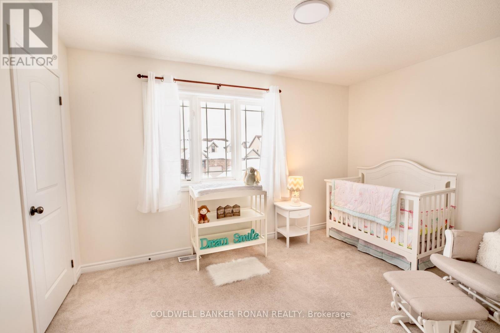 115 Banting Crescent, Essa, Ontario  L0M 1B6 - Photo 21 - N12766972