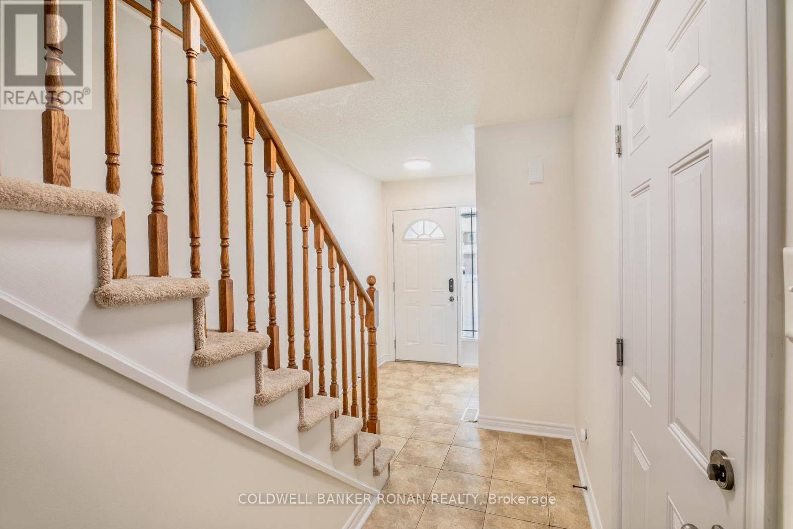 115 Banting Crescent, Essa, Ontario  L0M 1B6 - Photo 6 - N12766972