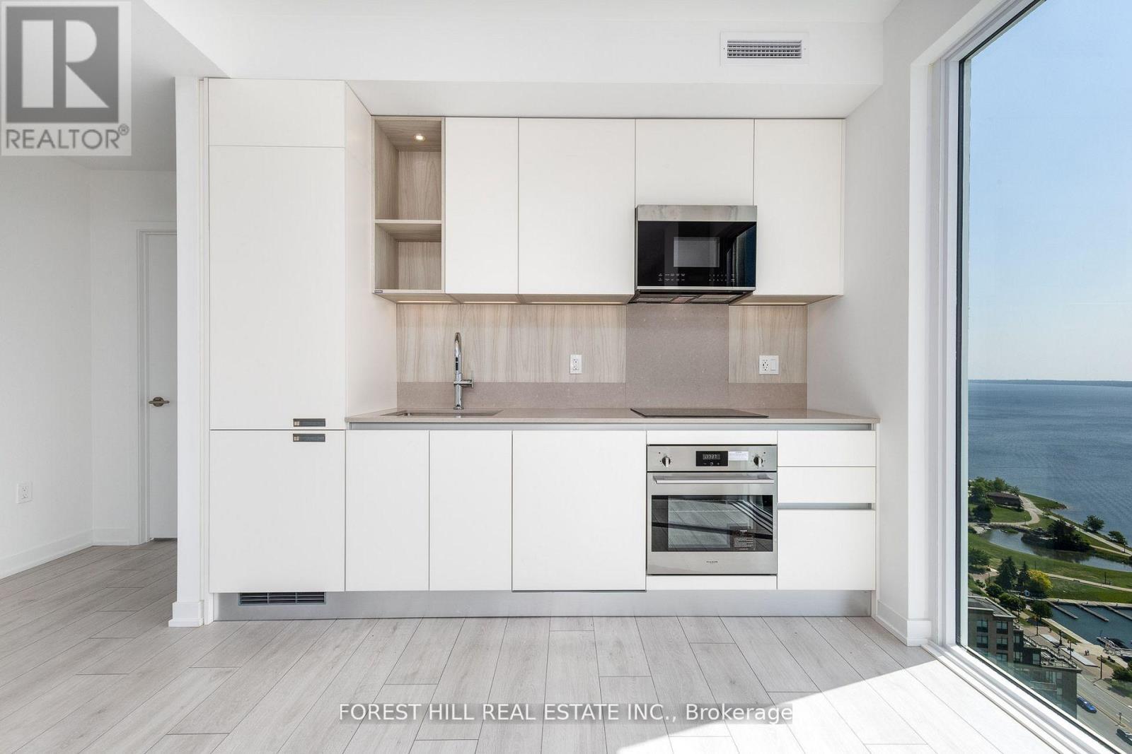 2709 - 39 Mary Street, Barrie (City Centre), Ontario  L4N 1S9 - Photo 3 - S12766896