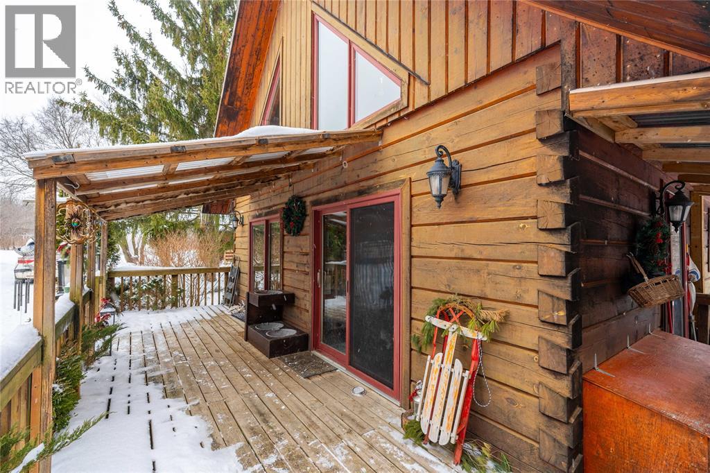 2302 Mccallum Line, Sombra, Ontario  N0P 2R0 - Photo 4 - 26002696