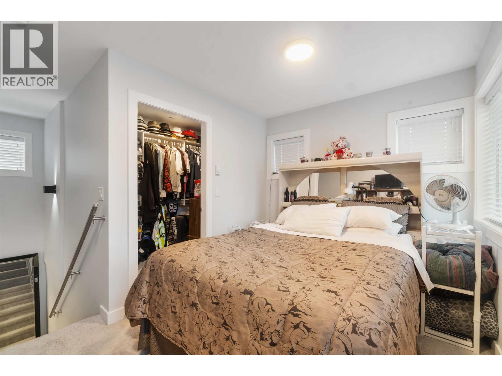 2575 & 2577 Parker Street, Vancouver, British Columbia  V5K 2T2 - Photo 11 - R3087384