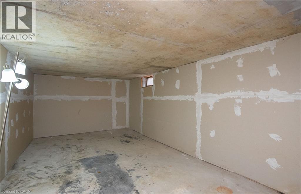 185 Lavina Crescent, Hamilton, Ontario  L9C 5S8 - Photo 26 - 40765051