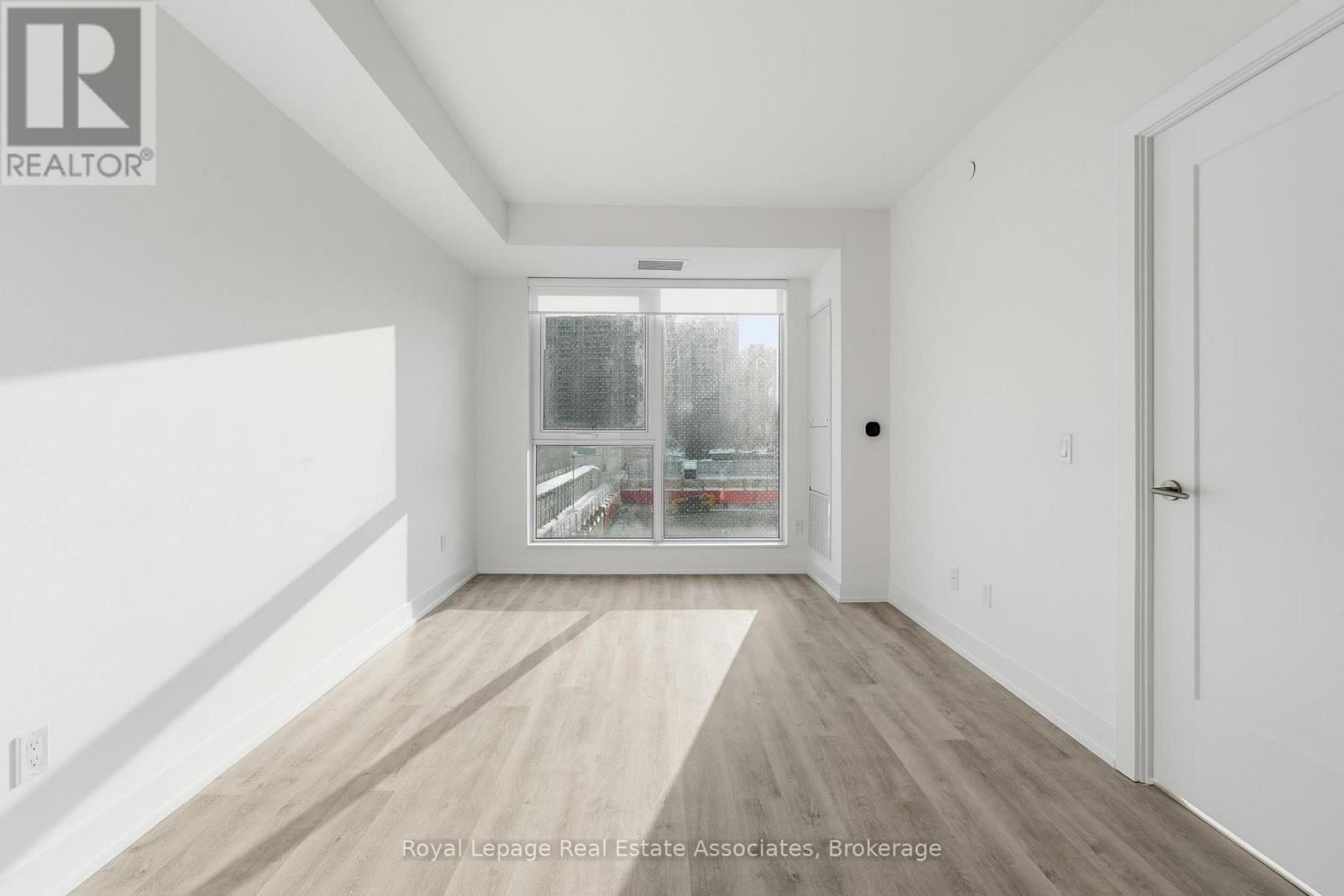 317 - 25 Cordova Avenue, Toronto, Ontario  M9A 0E5 - Photo 5 - W12766886