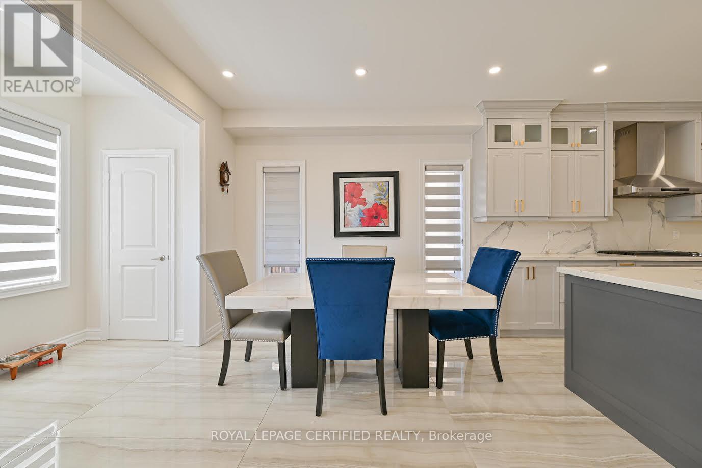 4072 Hillsborough Crescent, Oakville, Ontario  L6H 3P8 - Photo 11 - W12766924