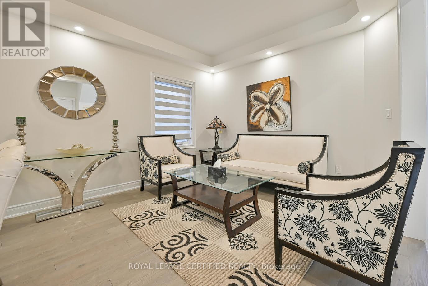 4072 Hillsborough Crescent, Oakville, Ontario  L6H 3P8 - Photo 23 - W12766924